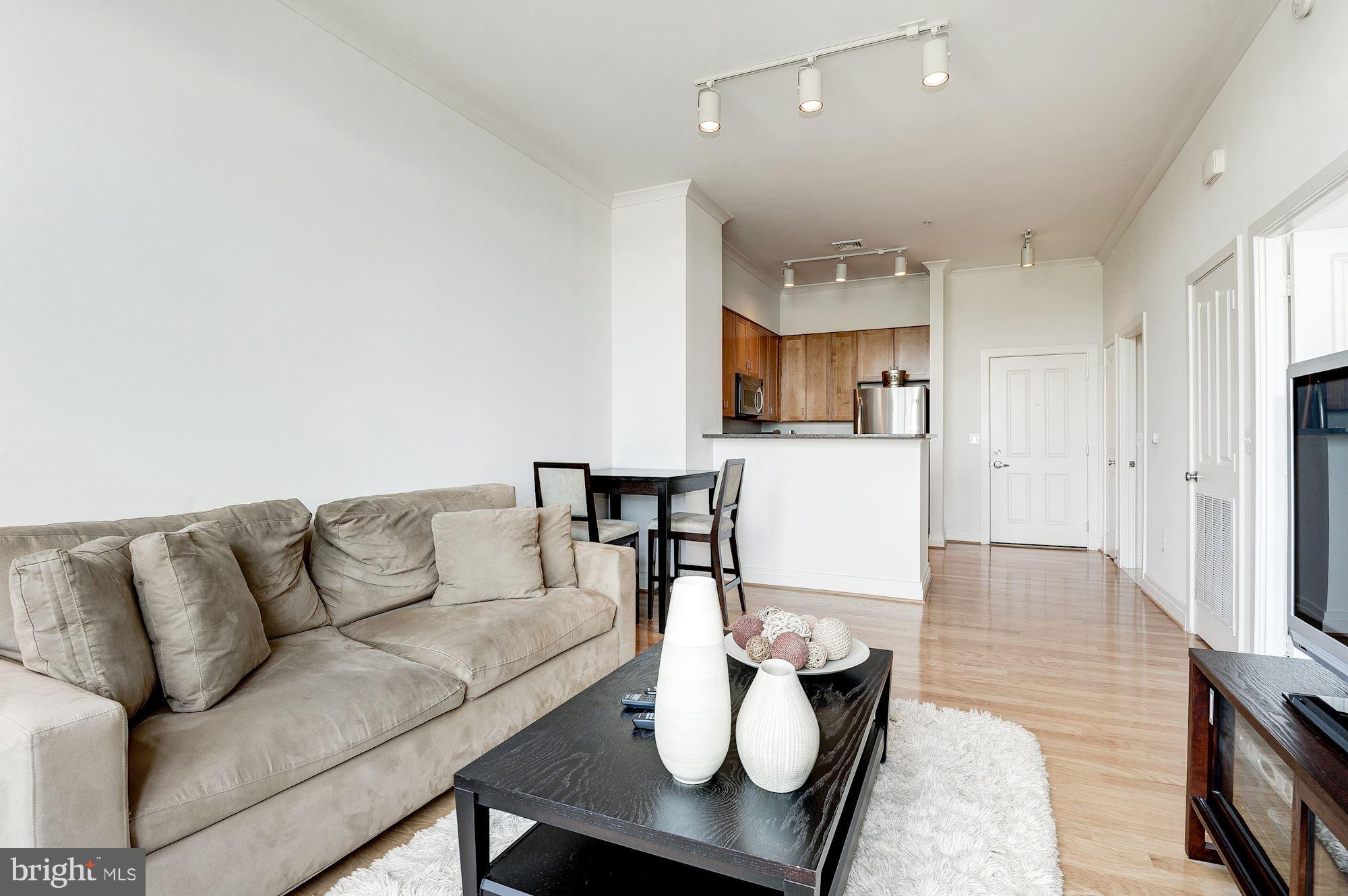 ELAN AT EAST MARKET - Residential