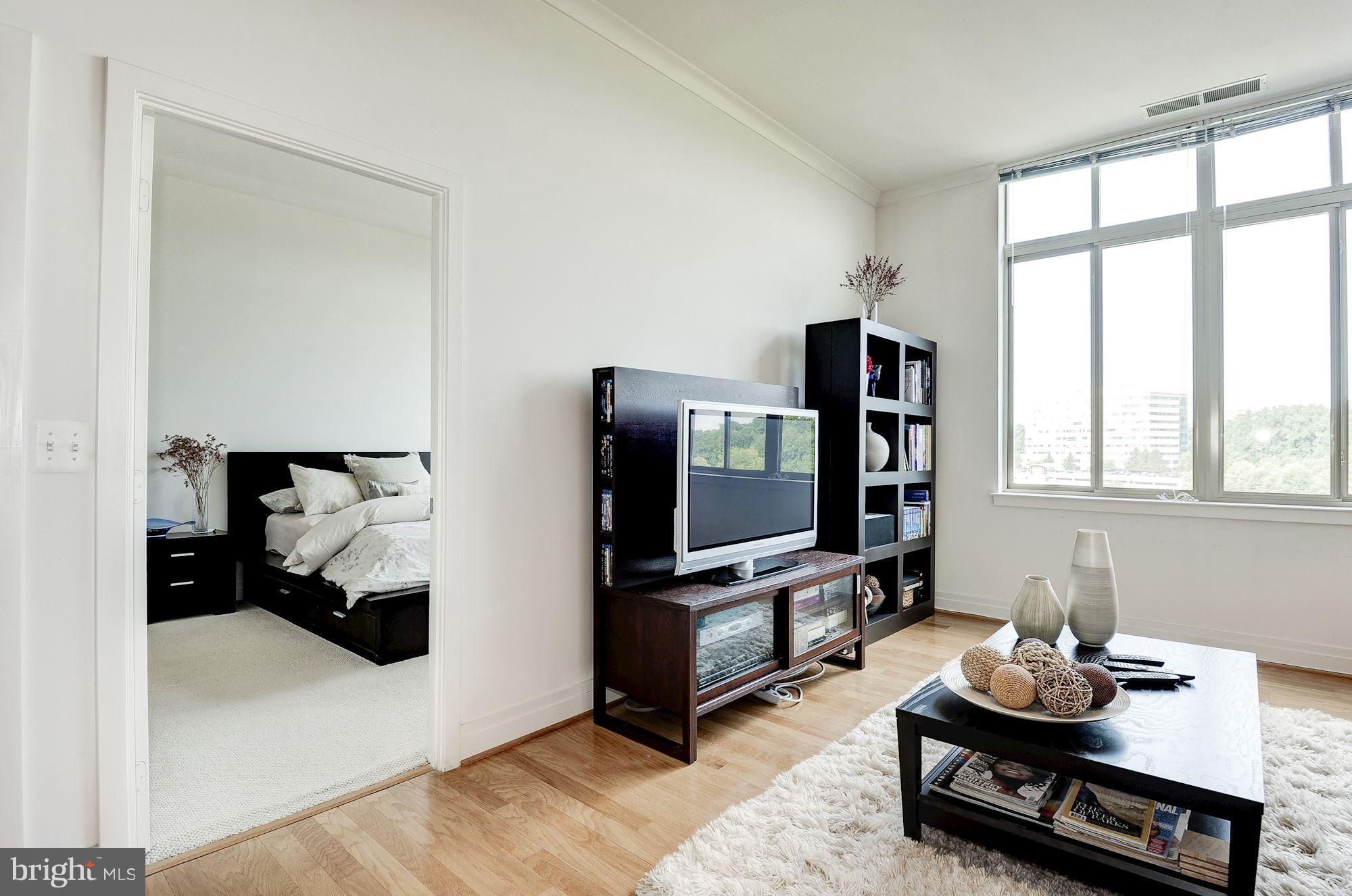 ELAN AT EAST MARKET - Residential