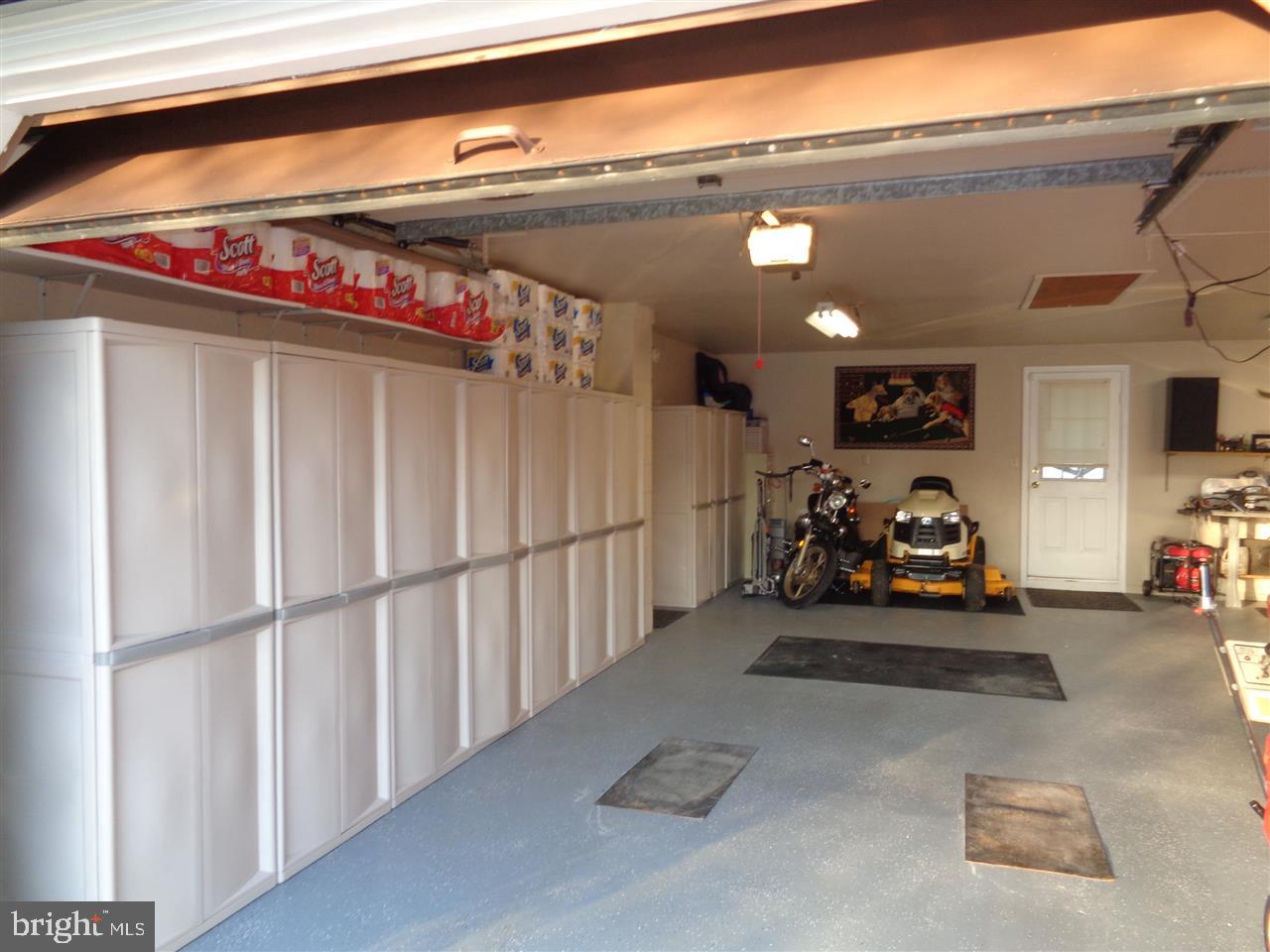 WILLS FORD - Residential