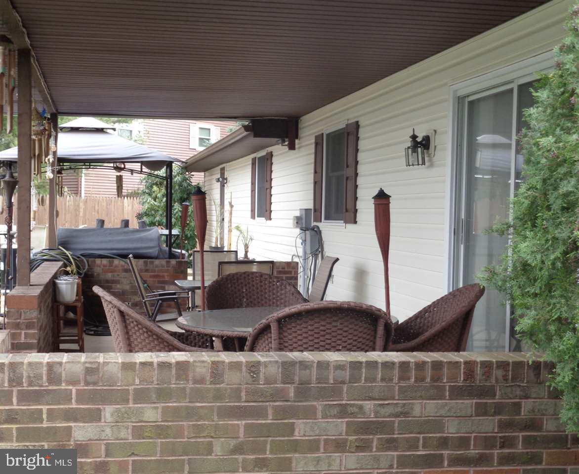 WILLS FORD - Residential