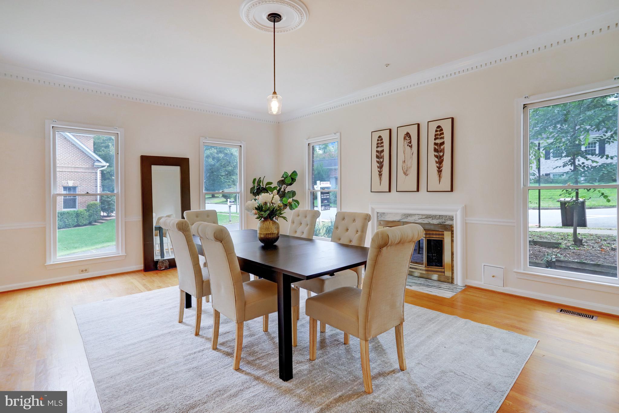 GOLF CLUB MANOR - Residential