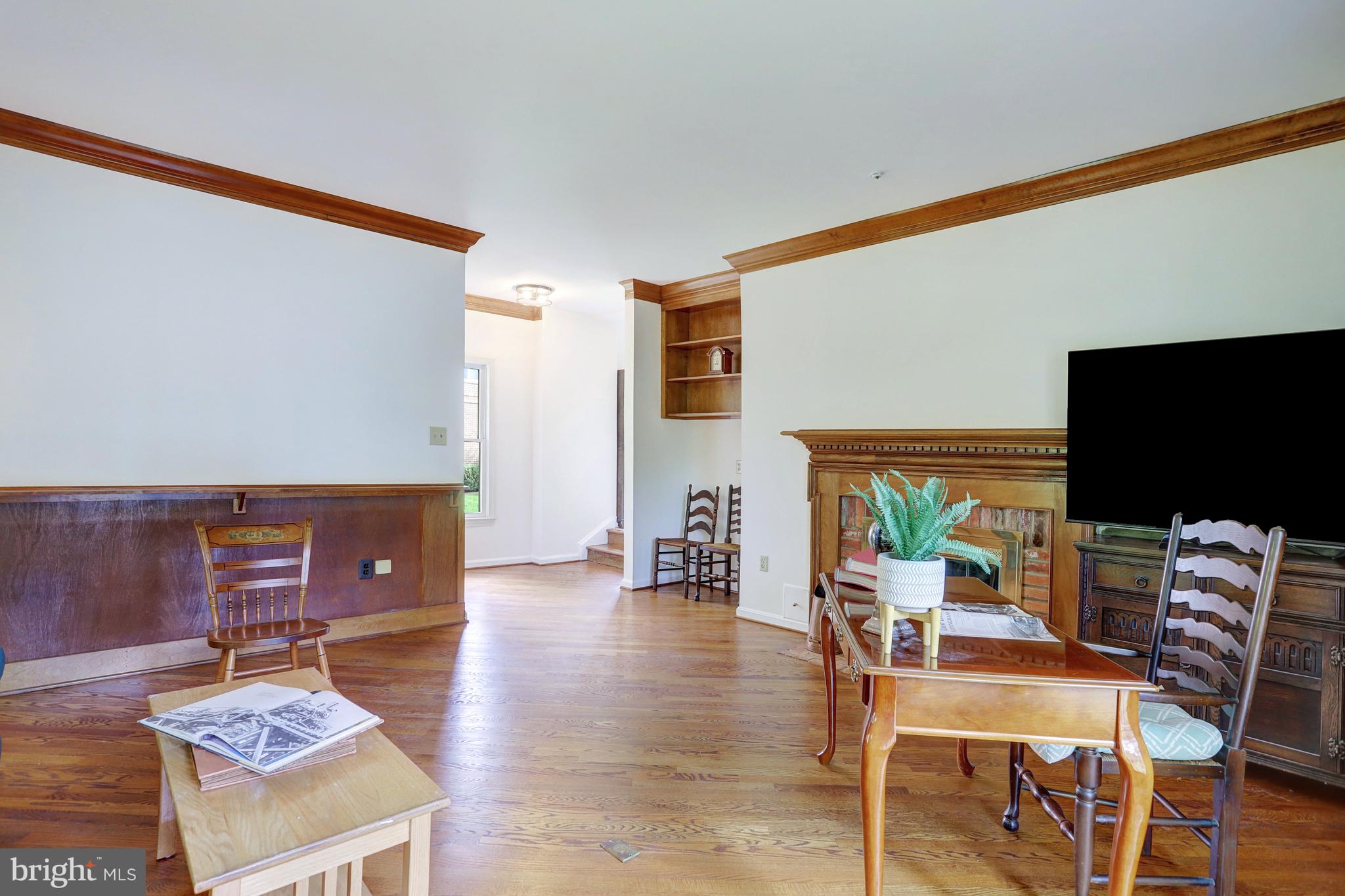 GOLF CLUB MANOR - Residential