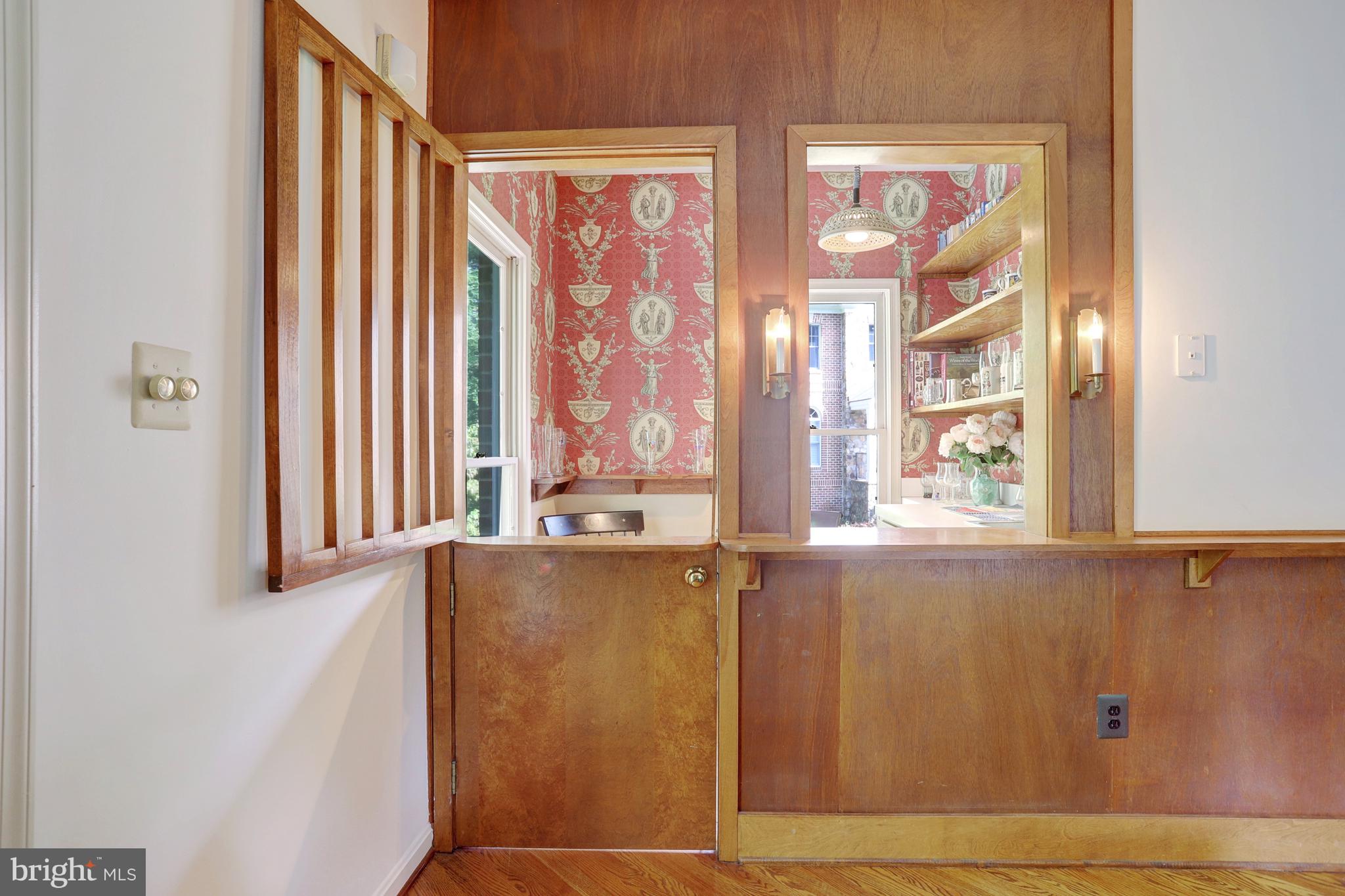 GOLF CLUB MANOR - Residential