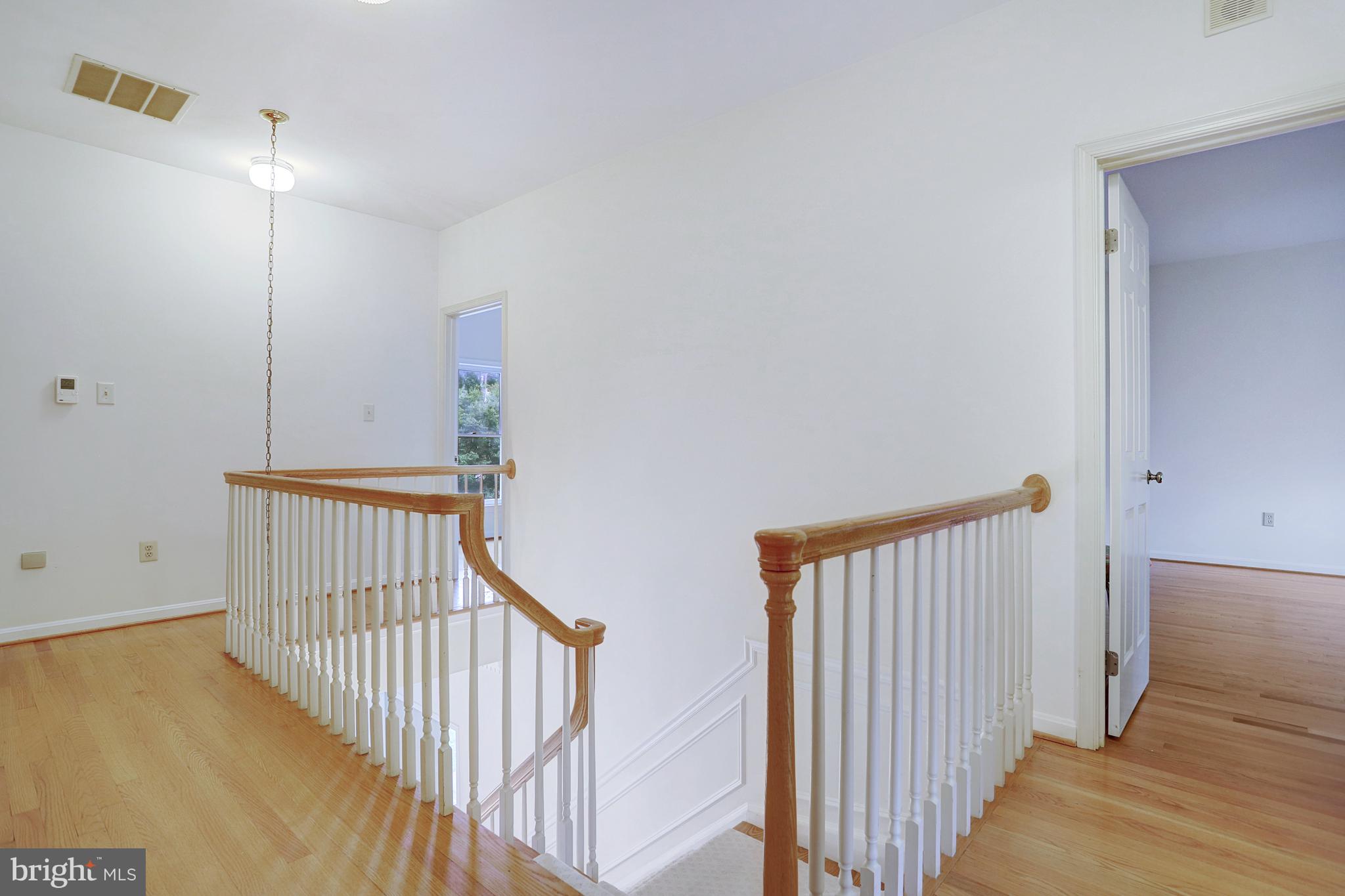 GOLF CLUB MANOR - Residential