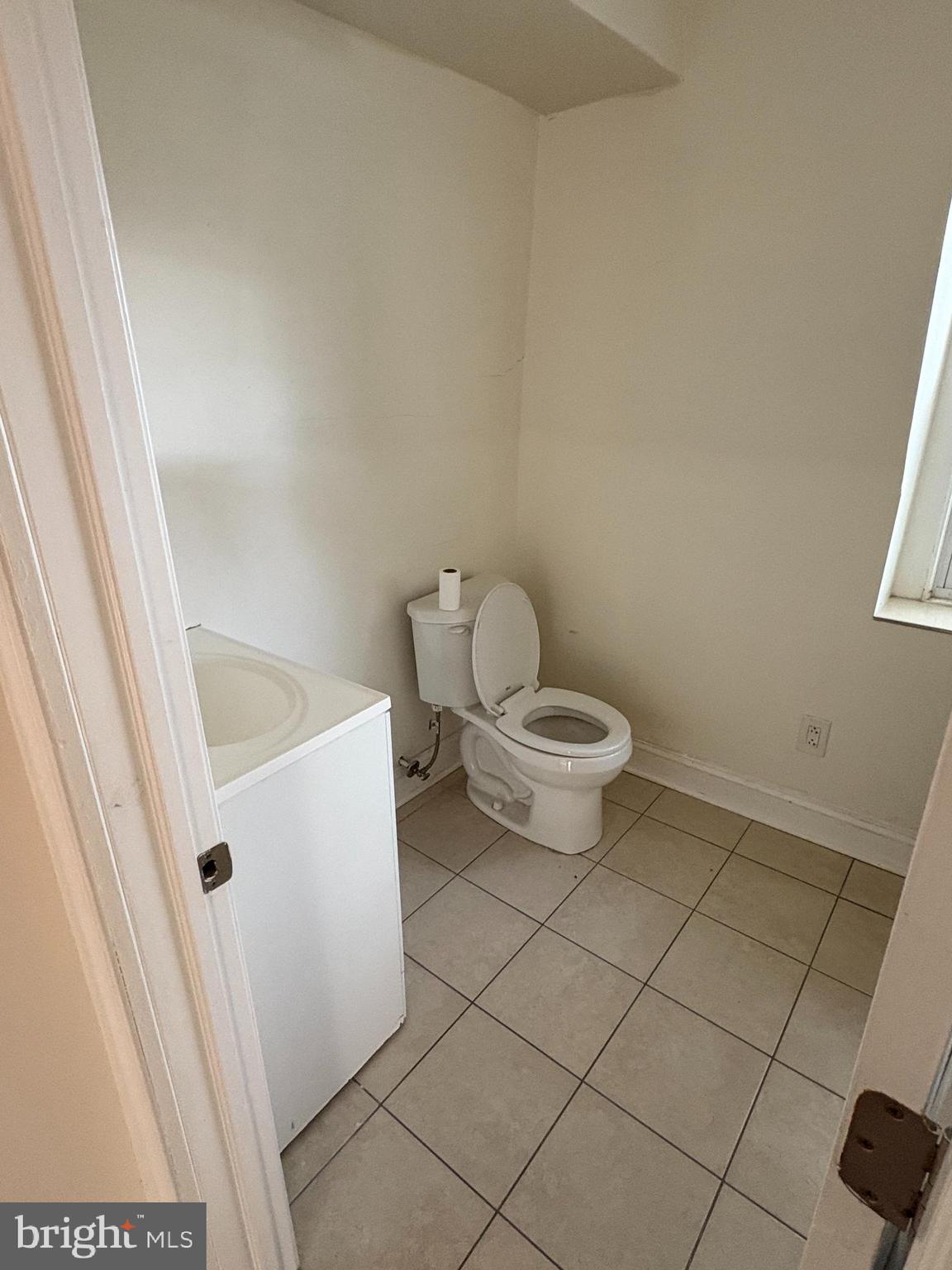 PHILADELPHIA - Residential Lease