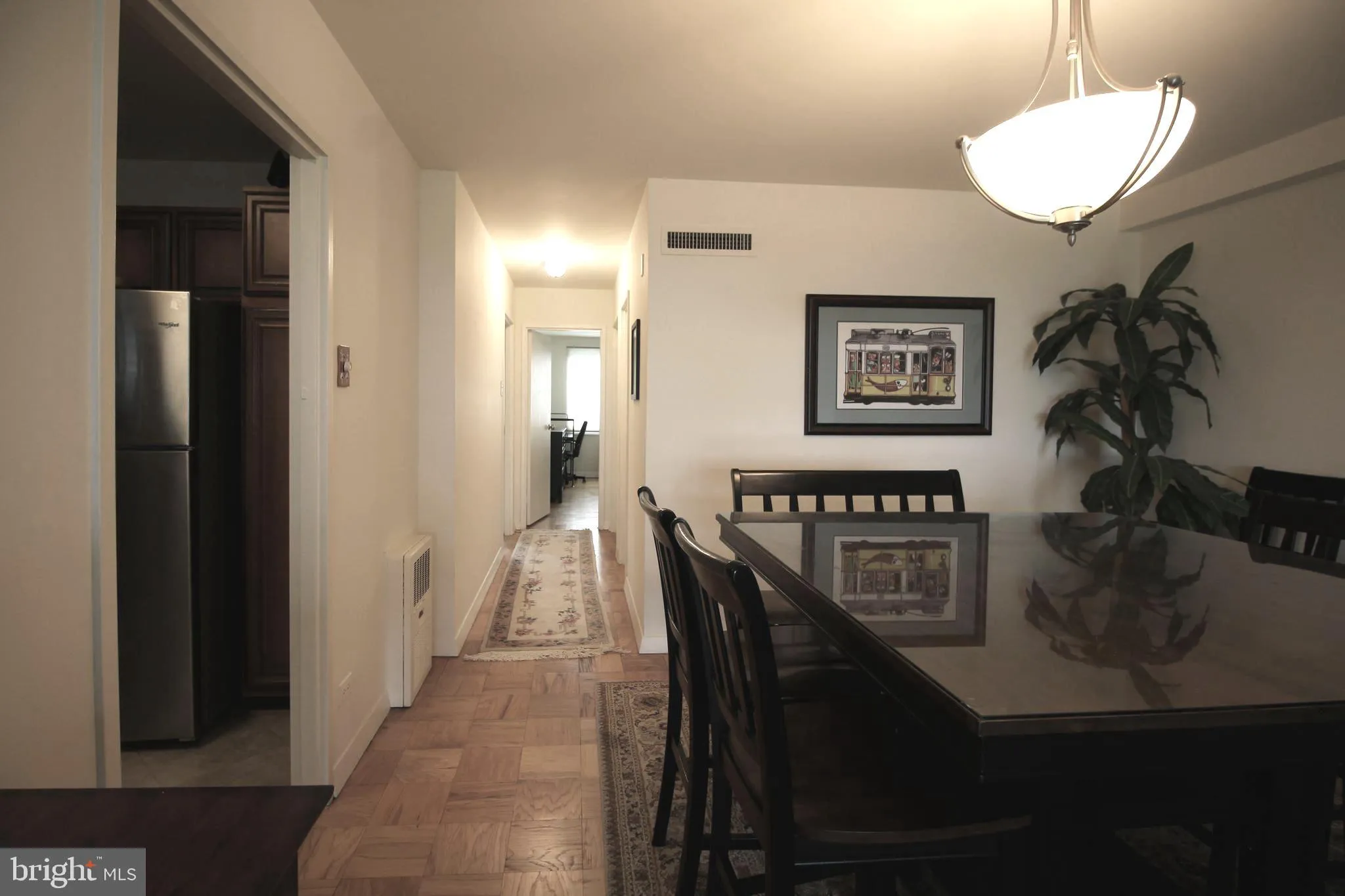 Arlington, Virginia 22209, United States, 2 Bedrooms Bedrooms, ,2 BathroomsBathrooms,Residential,Active,184977