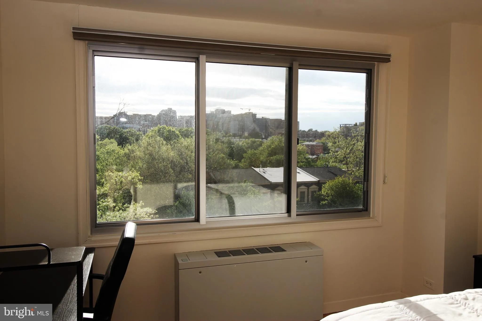 Arlington, Virginia 22209, United States, 2 Bedrooms Bedrooms, ,2 BathroomsBathrooms,Residential,Active,184977