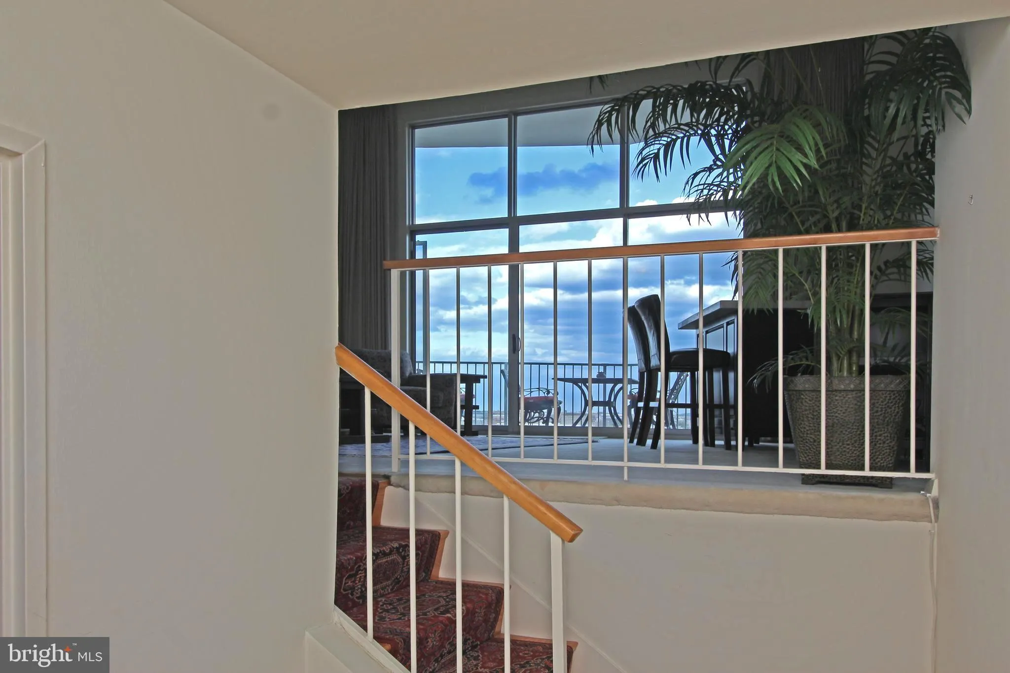 Arlington, Virginia 22209, United States, 2 Bedrooms Bedrooms, ,2 BathroomsBathrooms,Residential,Active,184977