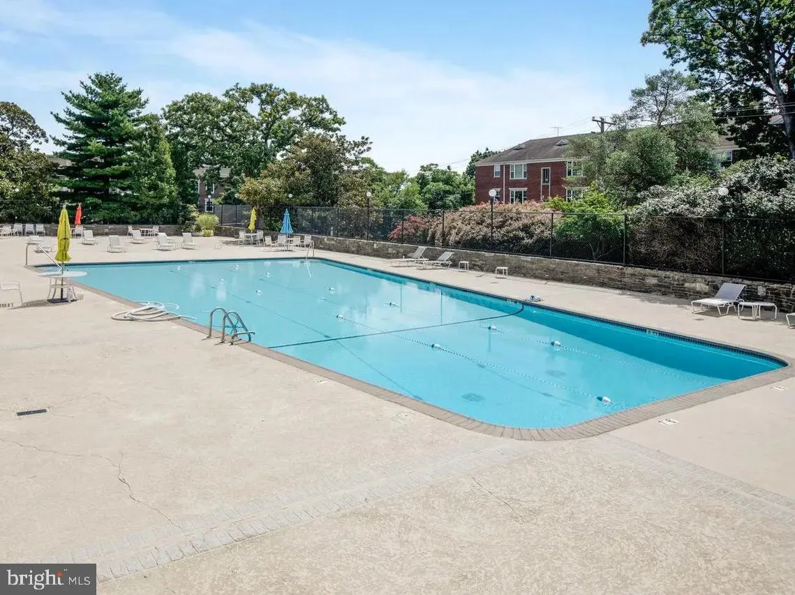 Arlington, Virginia 22209, United States, 2 Bedrooms Bedrooms, ,2 BathroomsBathrooms,Residential,Active,184977