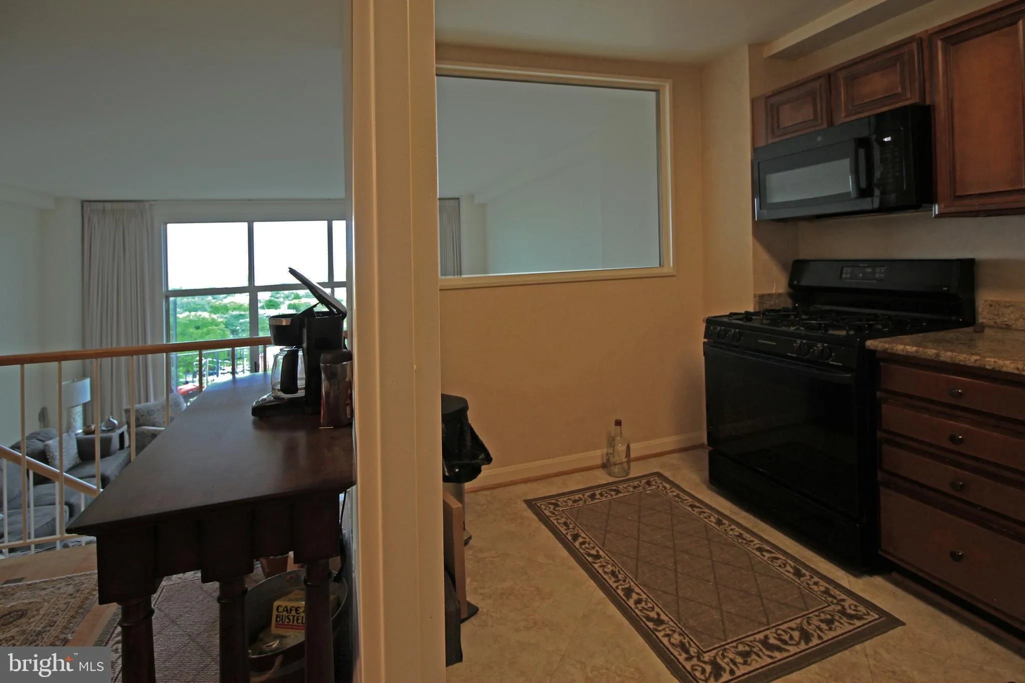 Arlington, Virginia 22209, United States, 2 Bedrooms Bedrooms, ,2 BathroomsBathrooms,Residential,Active,184977