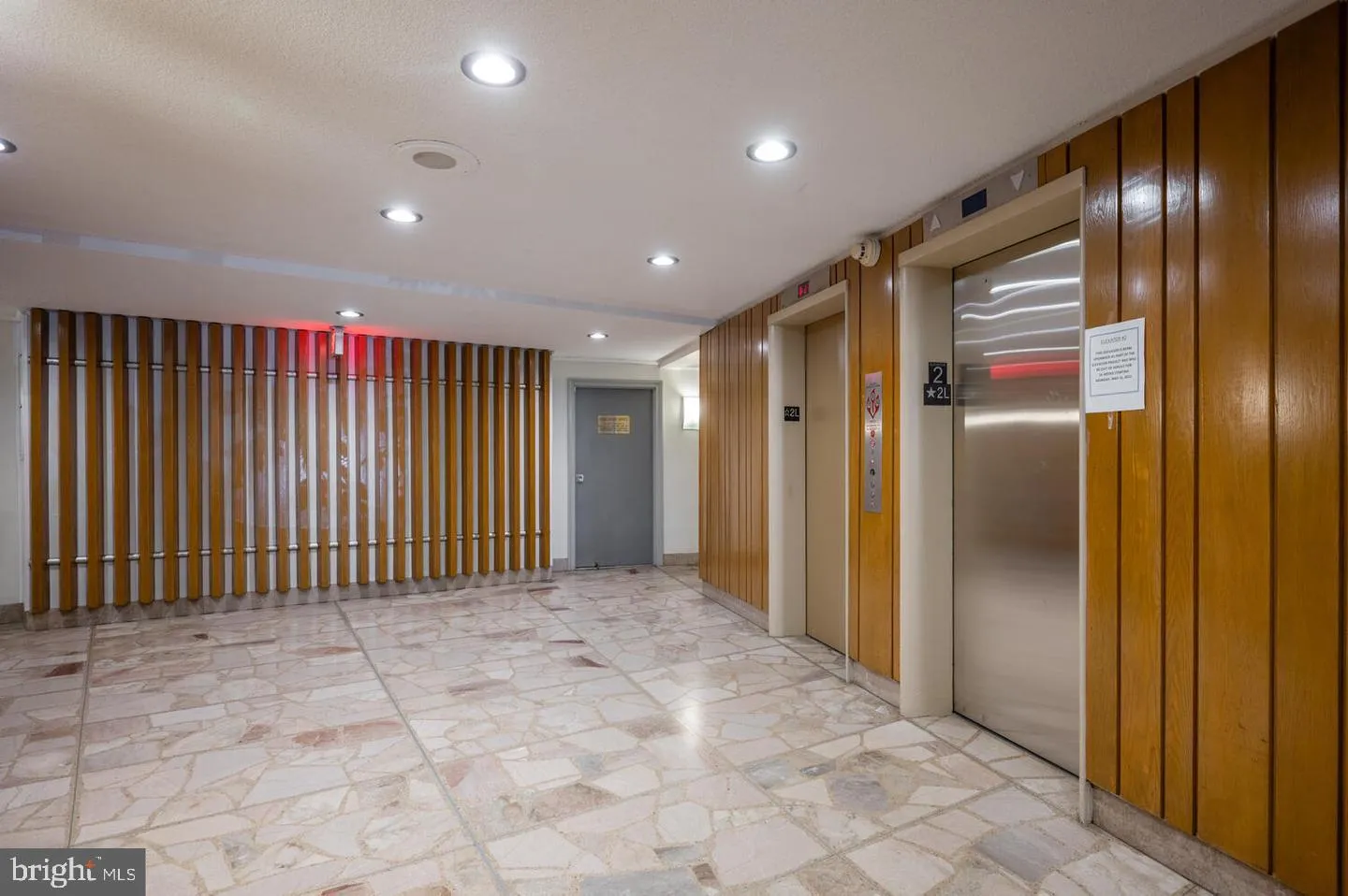 Arlington, Virginia 22209, United States, 2 Bedrooms Bedrooms, ,2 BathroomsBathrooms,Residential,Active,184977