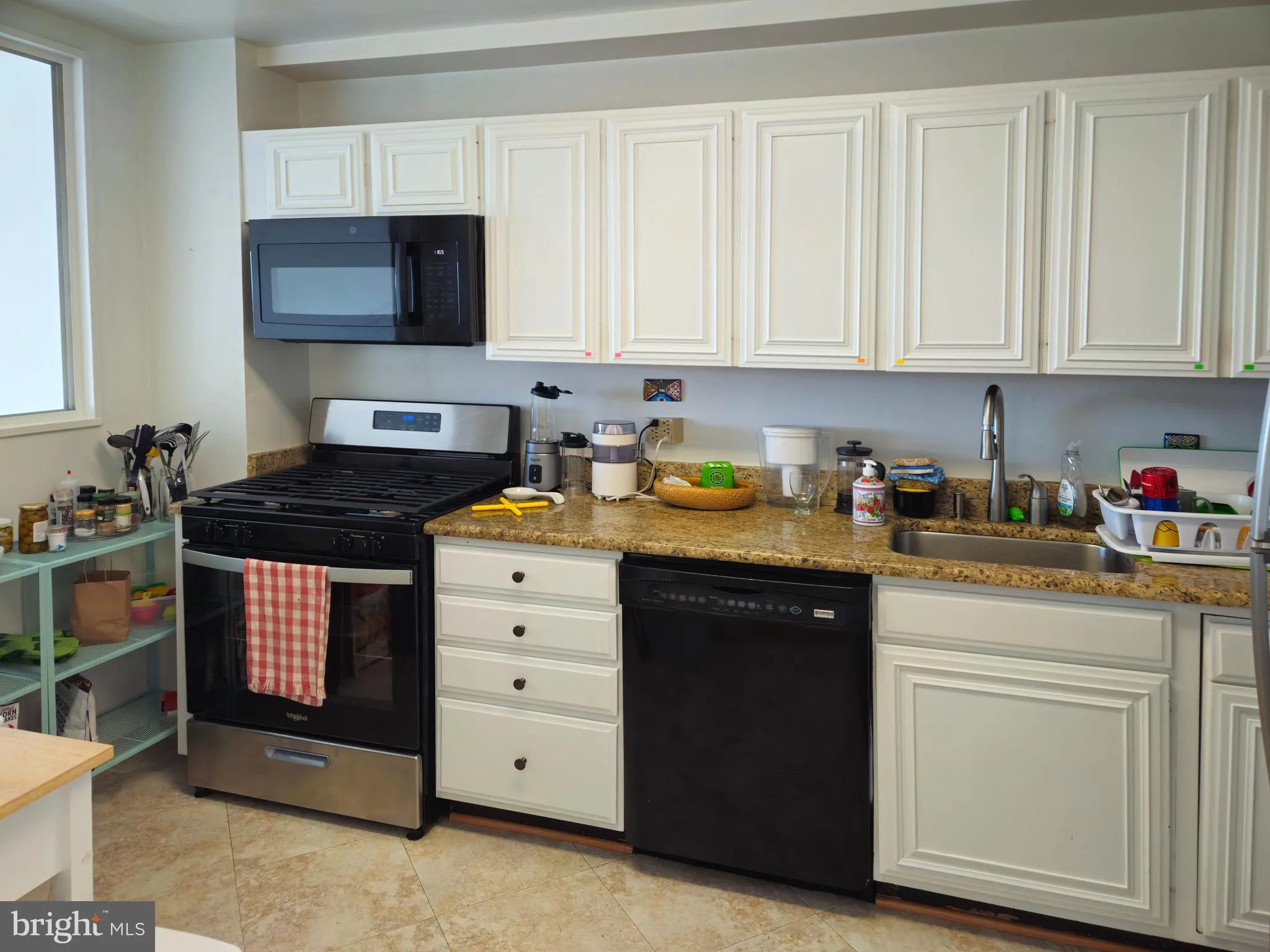 Arlington, Virginia 22209, United States, 2 Bedrooms Bedrooms, ,2 BathroomsBathrooms,Residential,Active,184977