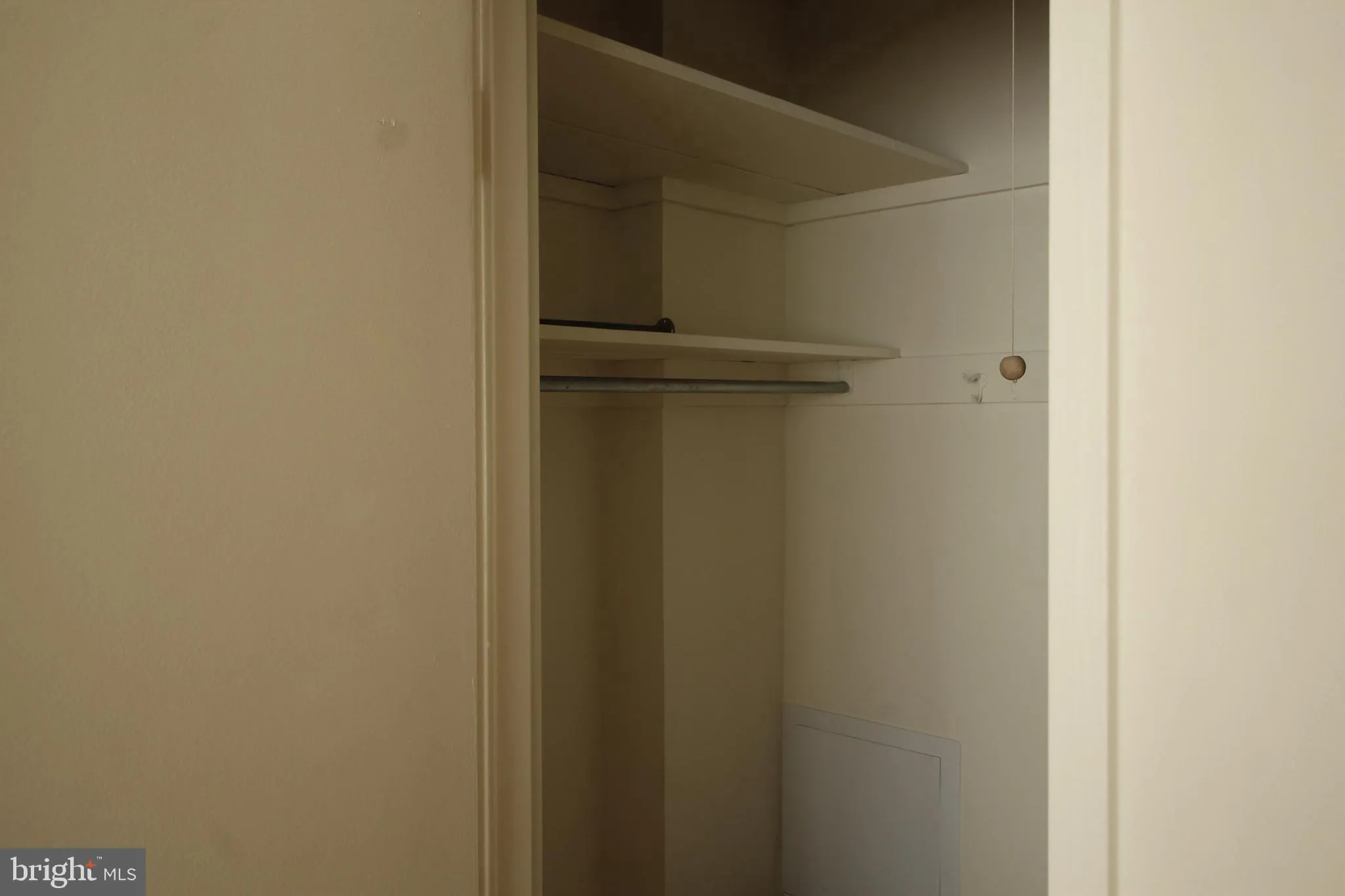 Arlington, Virginia 22209, United States, 2 Bedrooms Bedrooms, ,2 BathroomsBathrooms,Residential,Active,184977