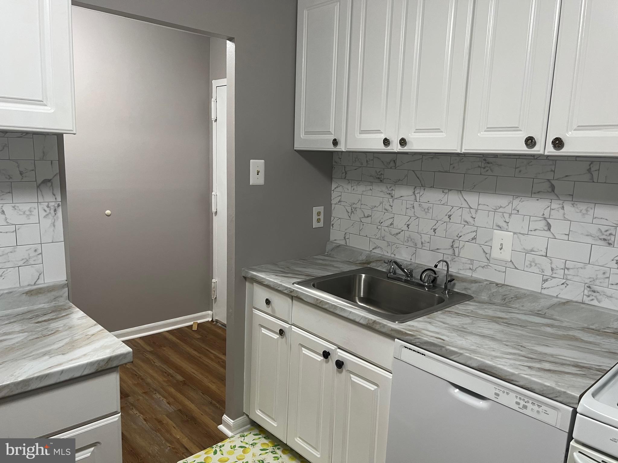 THOMAS CHOICE GARDENS - Residential