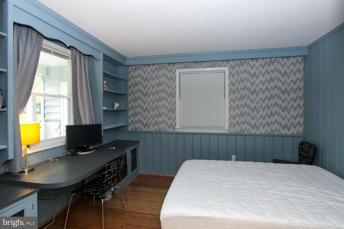 LYBROOK - Residential Lease