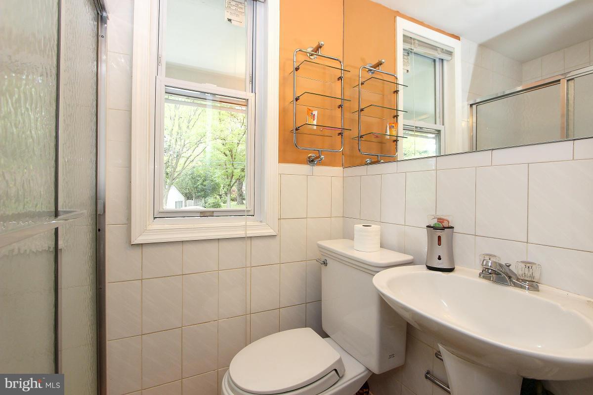 LYBROOK - Residential Lease