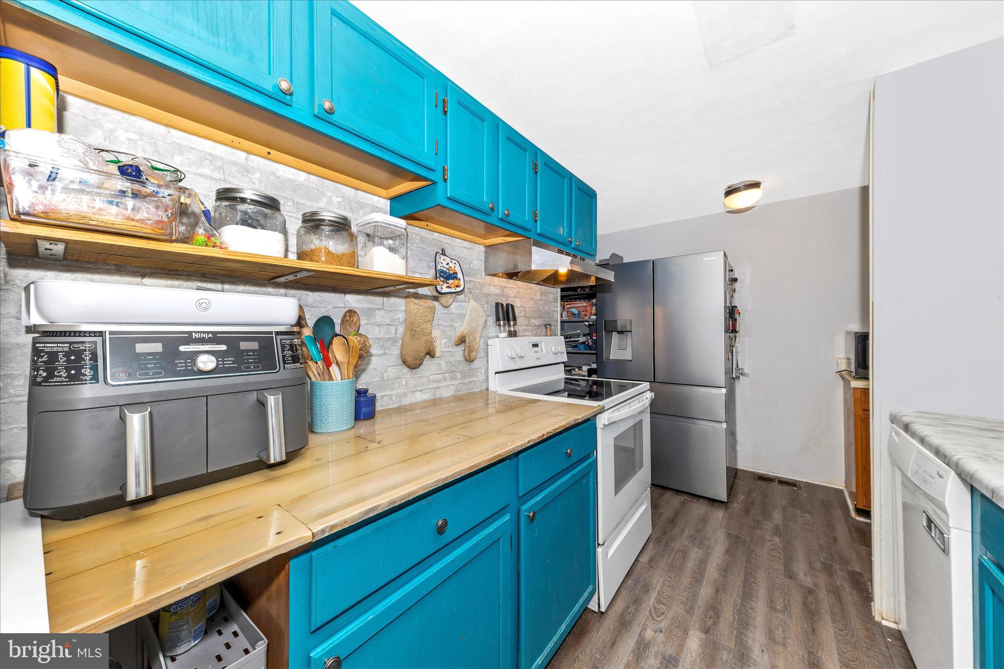 FOUNTAINDALE SOUTH - Residential