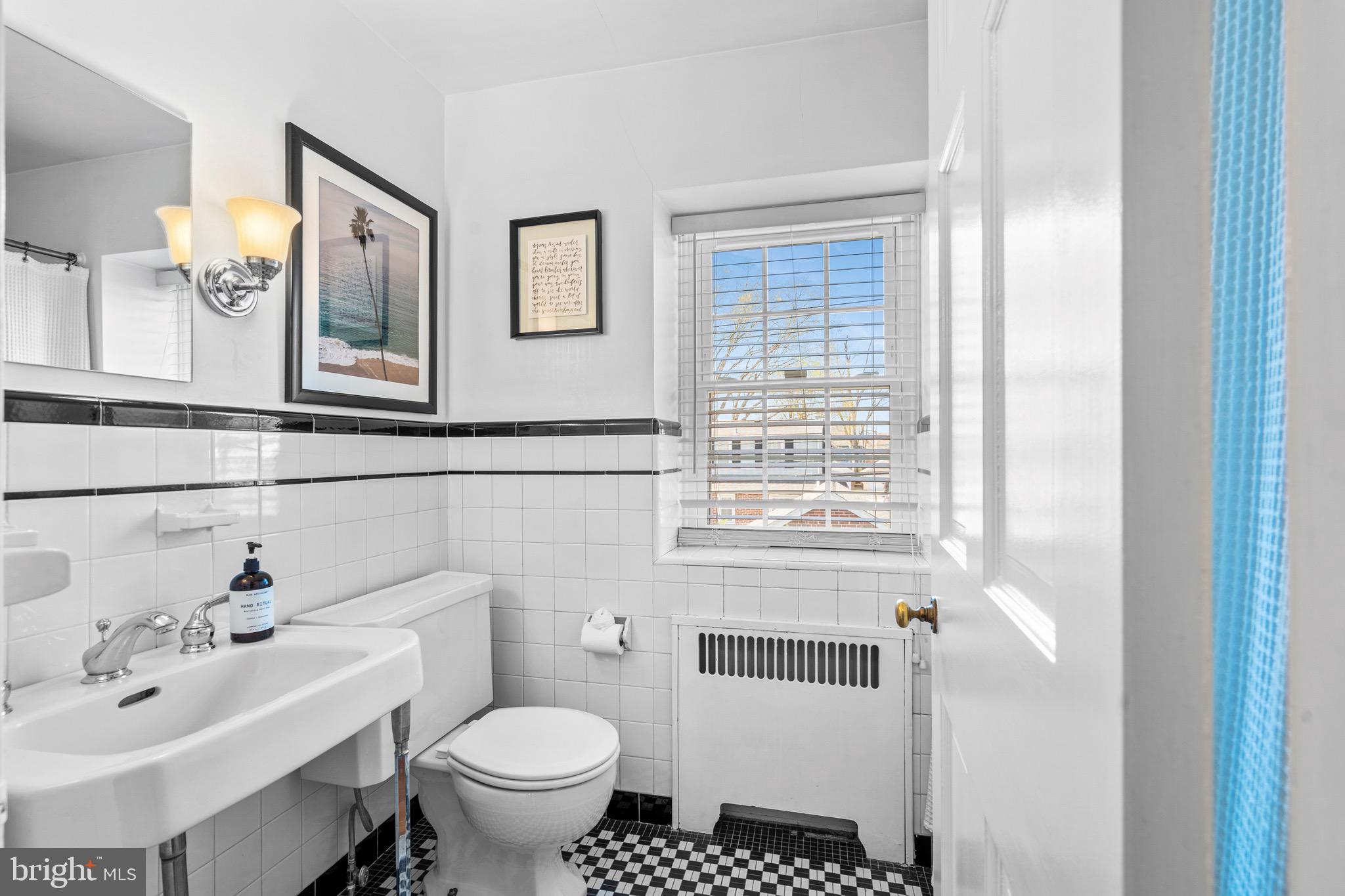 DREXEL HILL - Residential