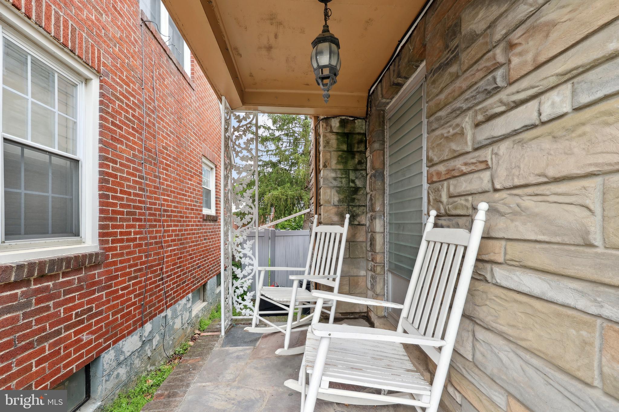 ROSEMONT - Residential