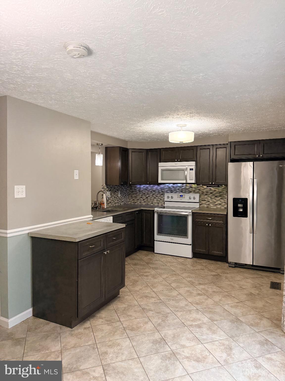 RIDGELYS CHOICE - Residential