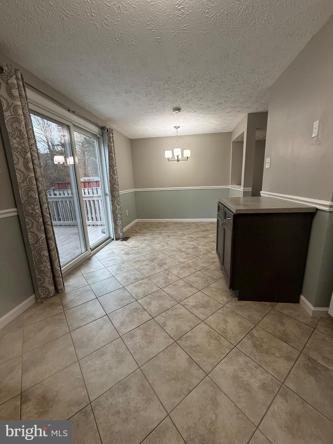 RIDGELYS CHOICE - Residential