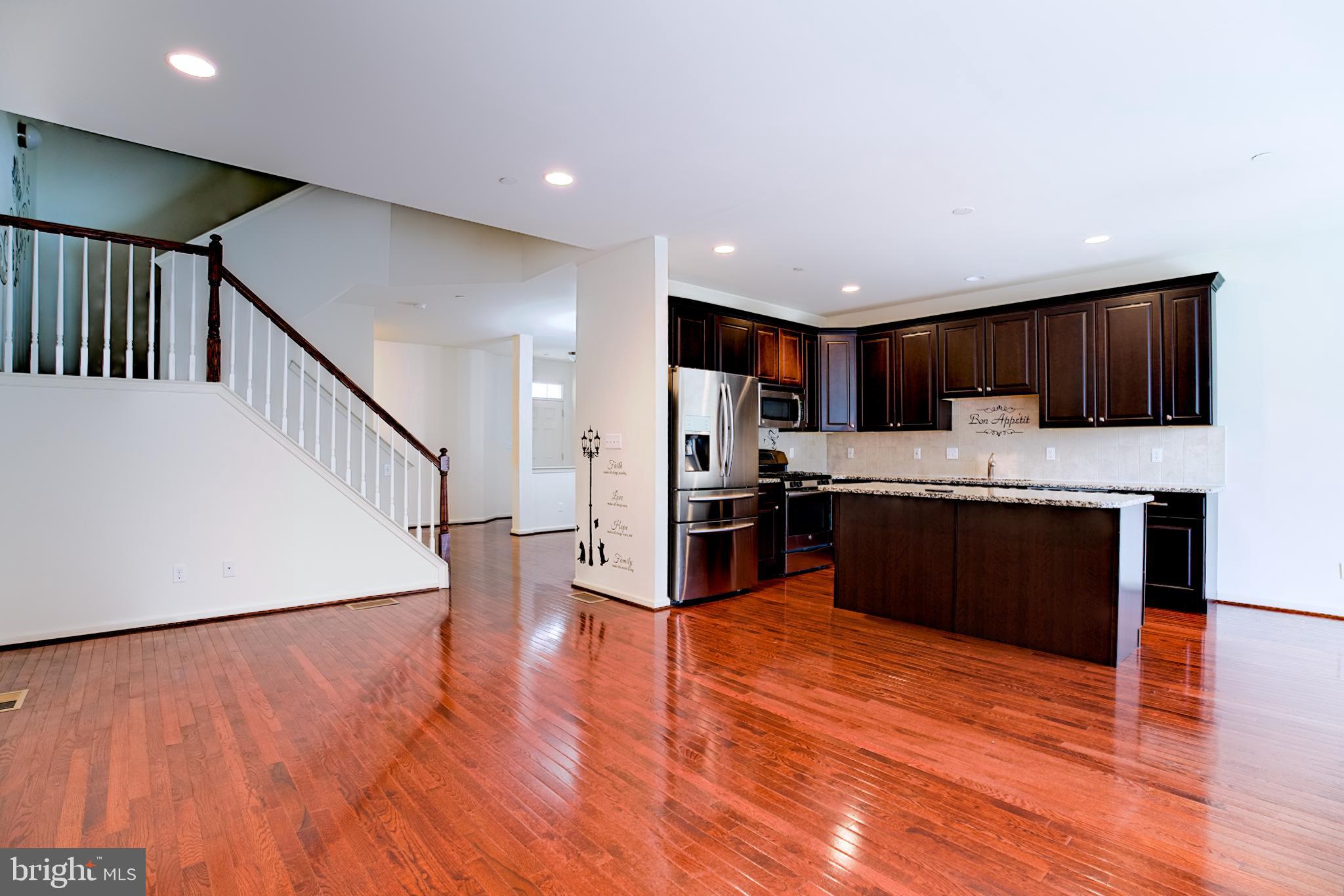 HIDDEN MEADOWS - Residential Lease