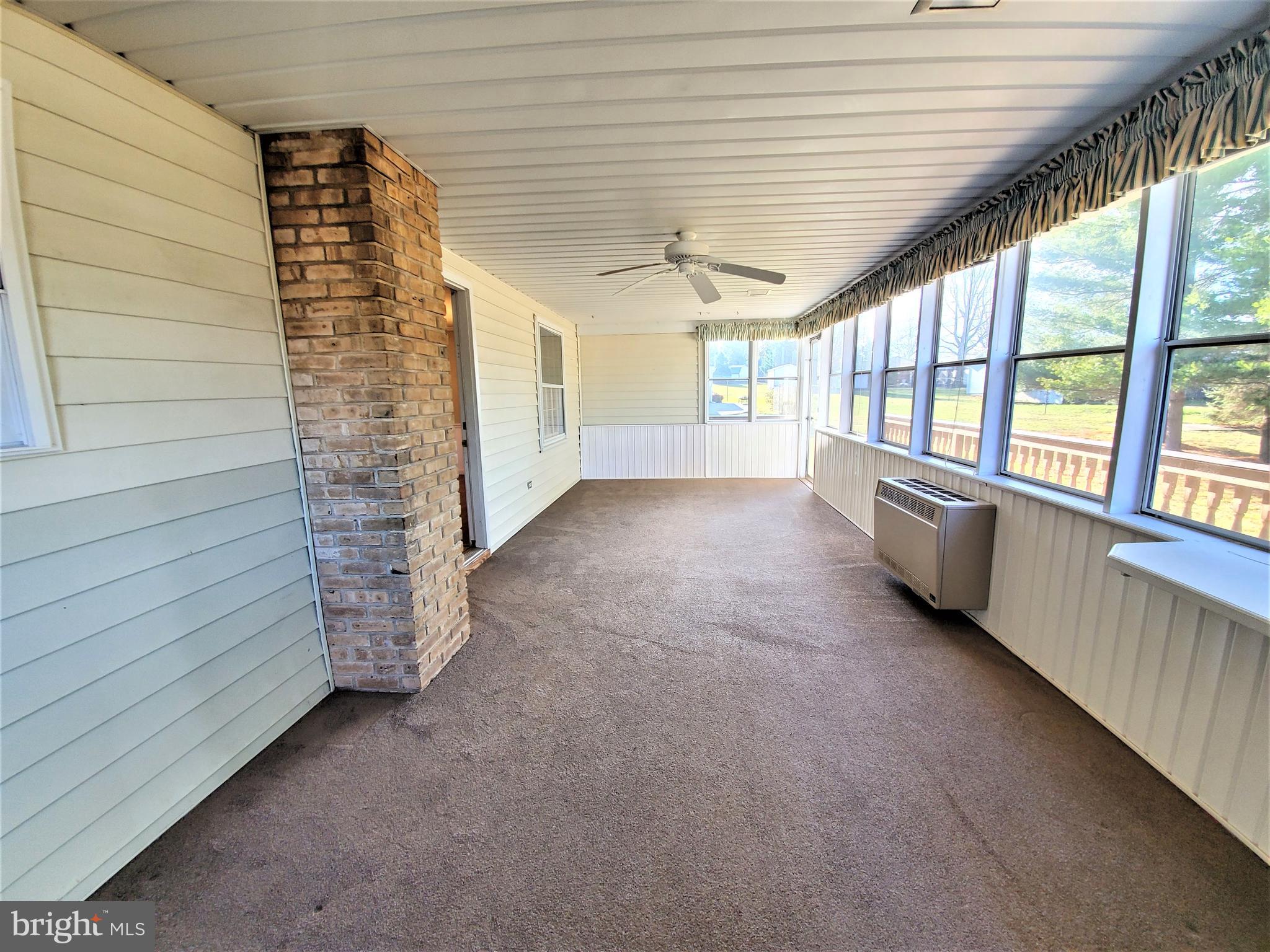 GRAYSTONE HILLS - Residential Lease