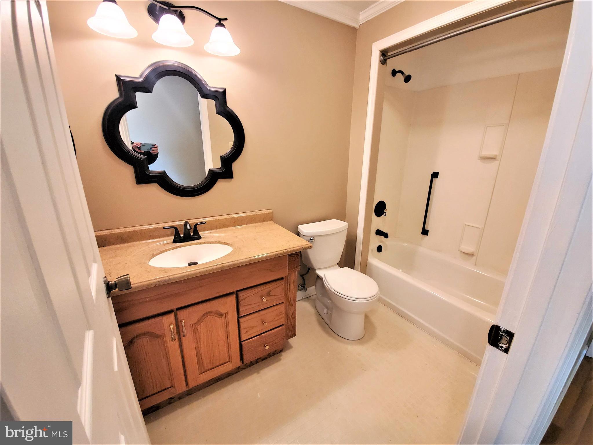 GRAYSTONE HILLS - Residential Lease