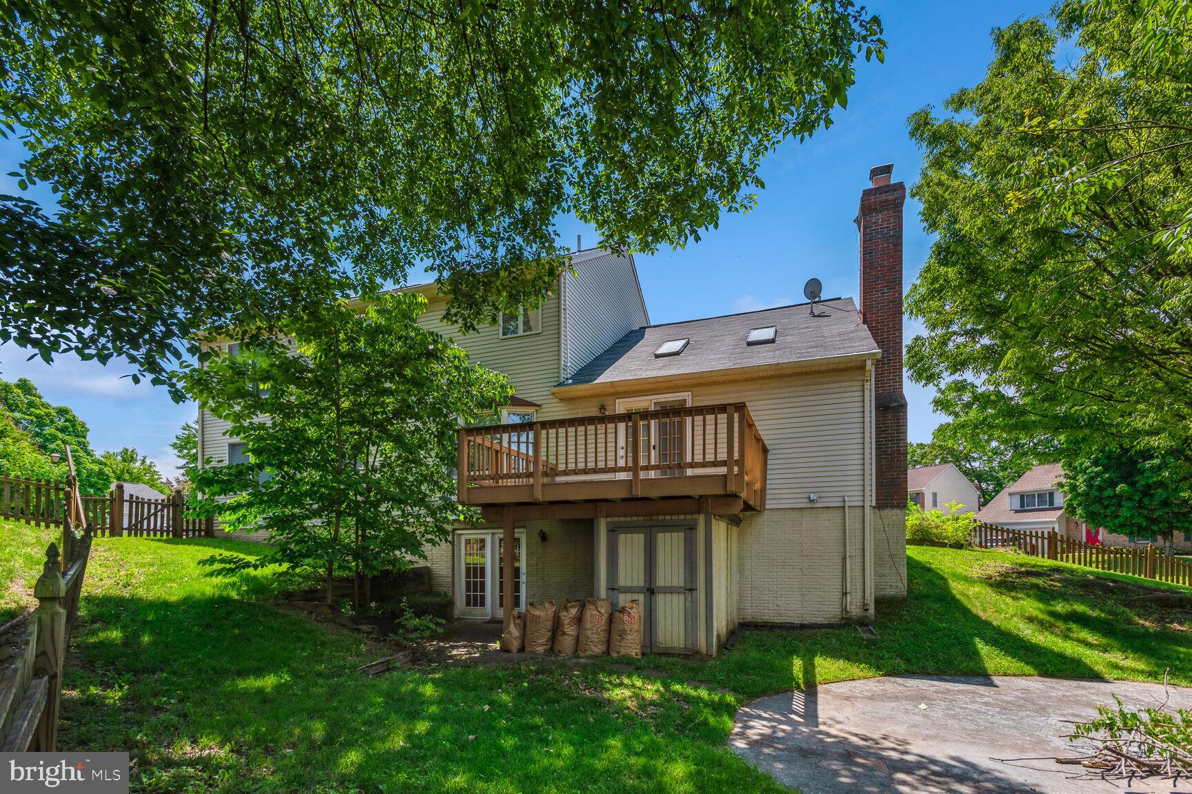 BROAD OAKS - Residential Lease