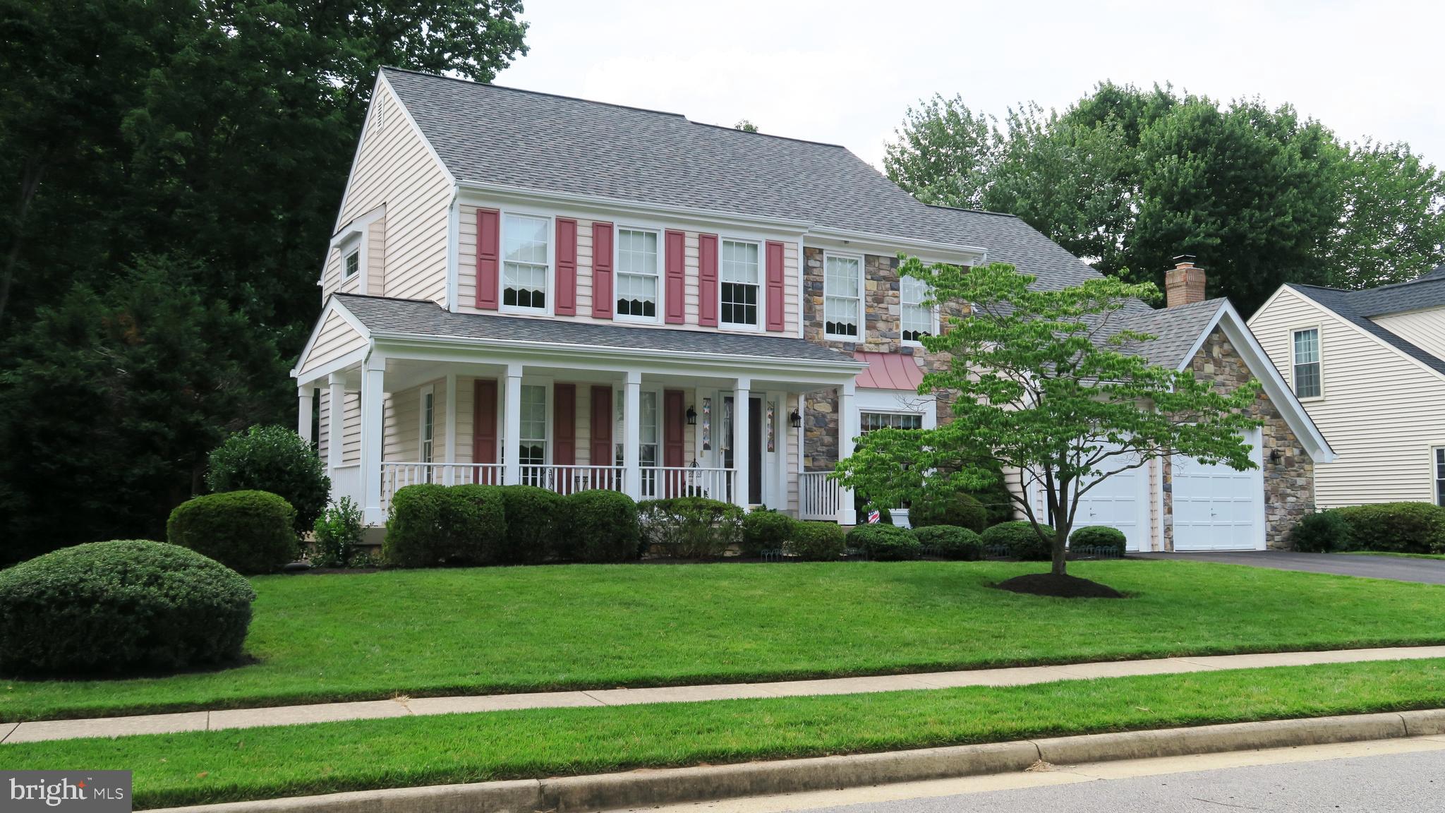 CROSSPOINTE - Residential