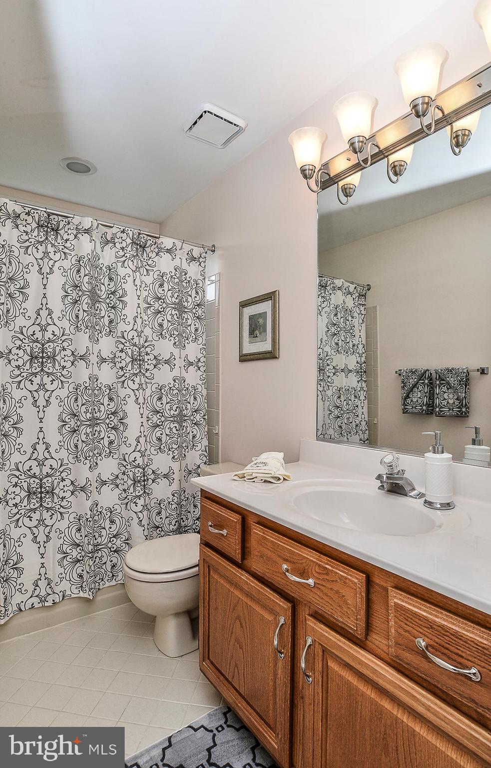 CROSSPOINTE - Residential