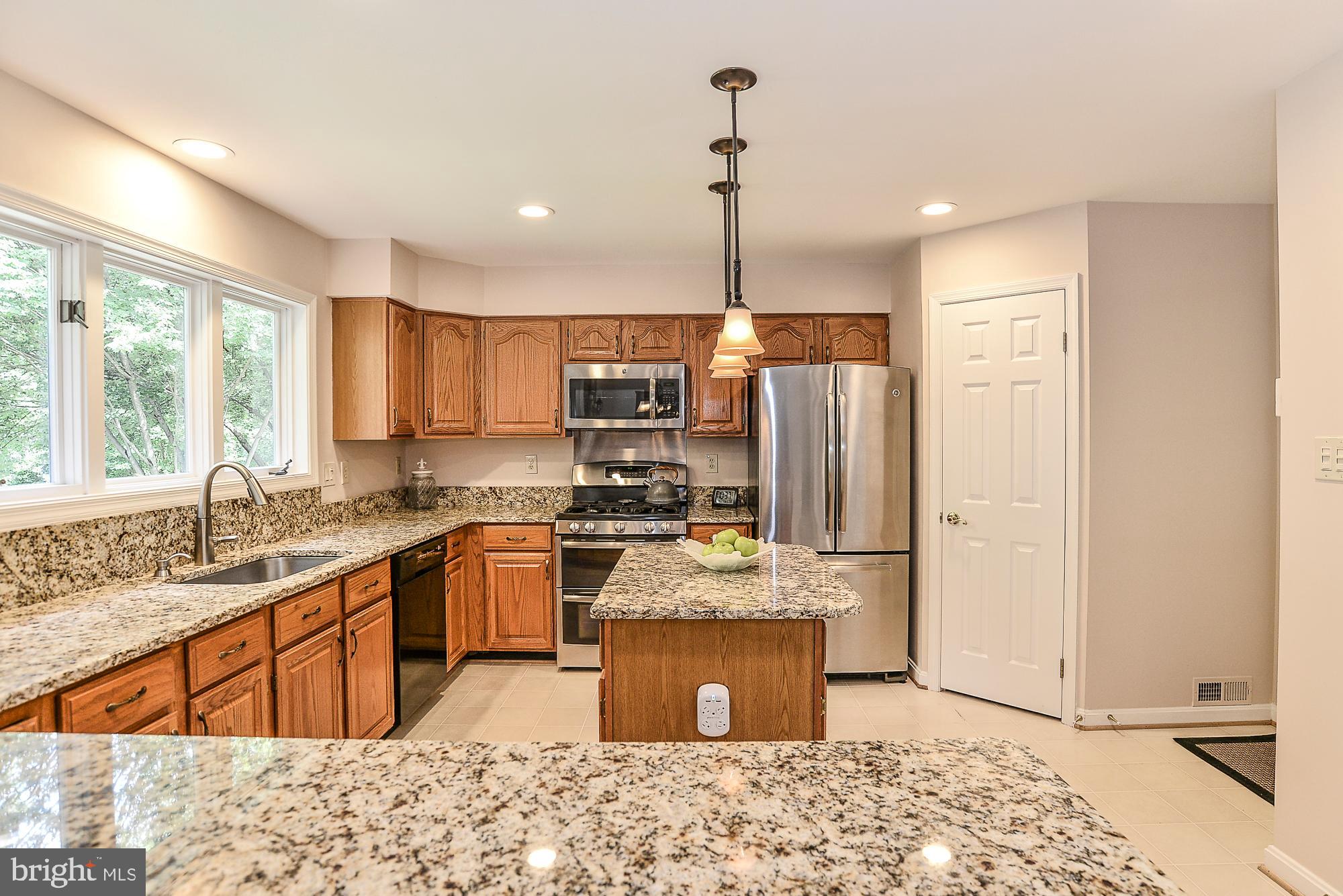 CROSSPOINTE - Residential