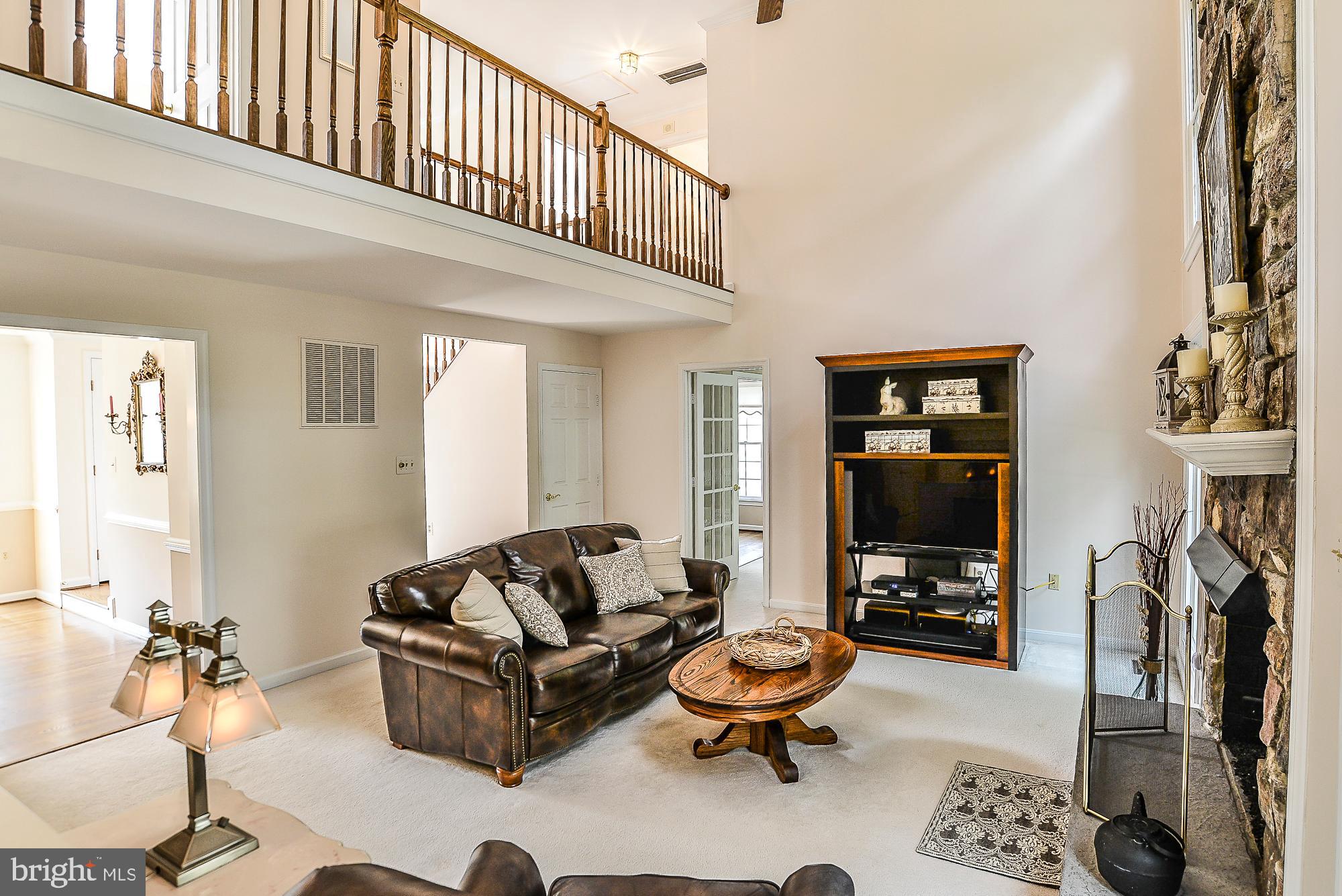 CROSSPOINTE - Residential