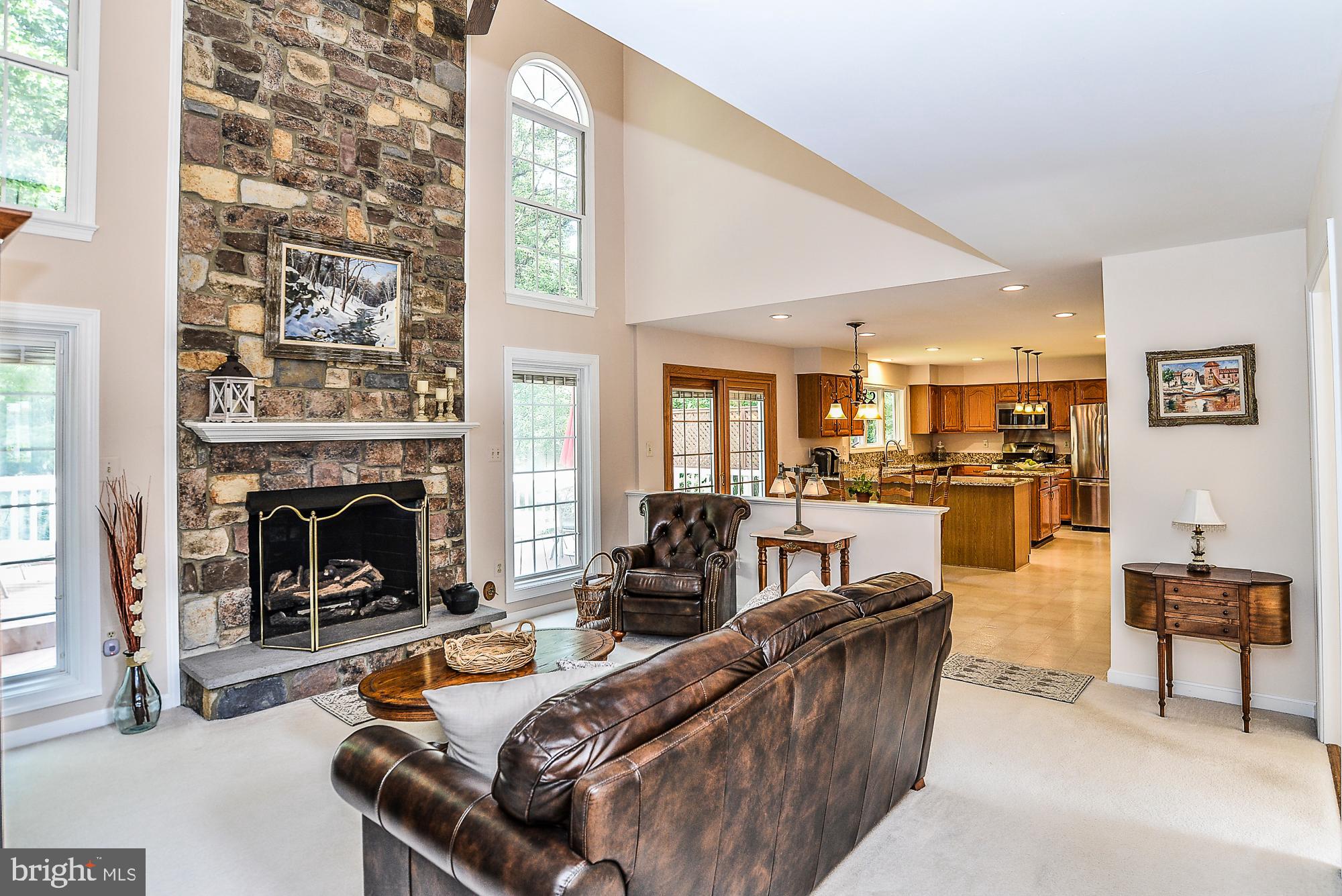 CROSSPOINTE - Residential