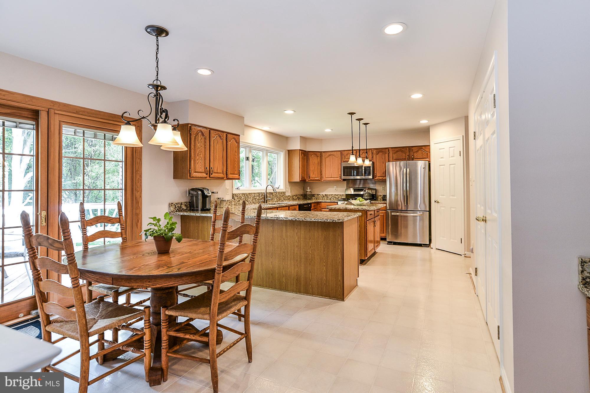 CROSSPOINTE - Residential