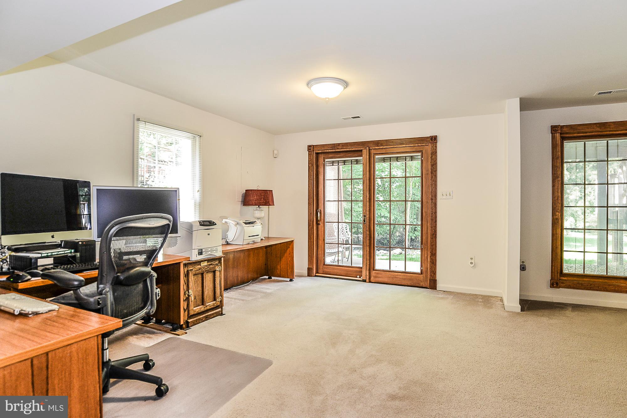 CROSSPOINTE - Residential