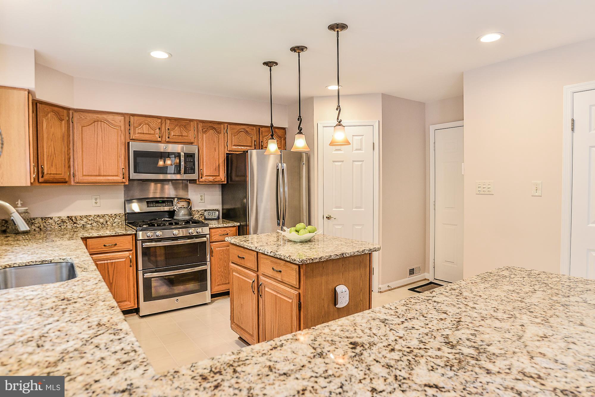 CROSSPOINTE - Residential