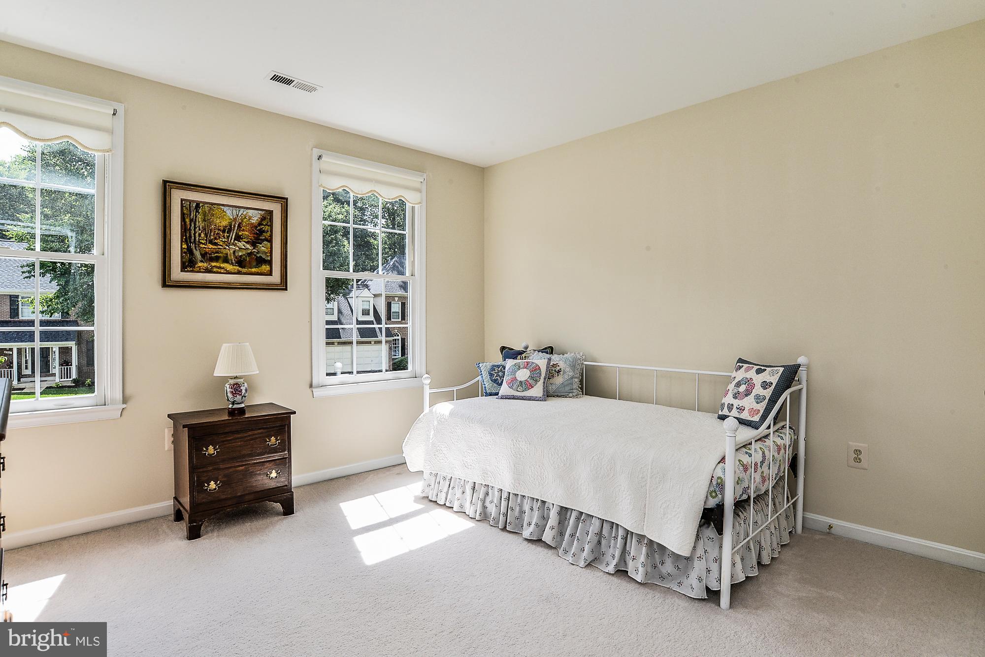 CROSSPOINTE - Residential