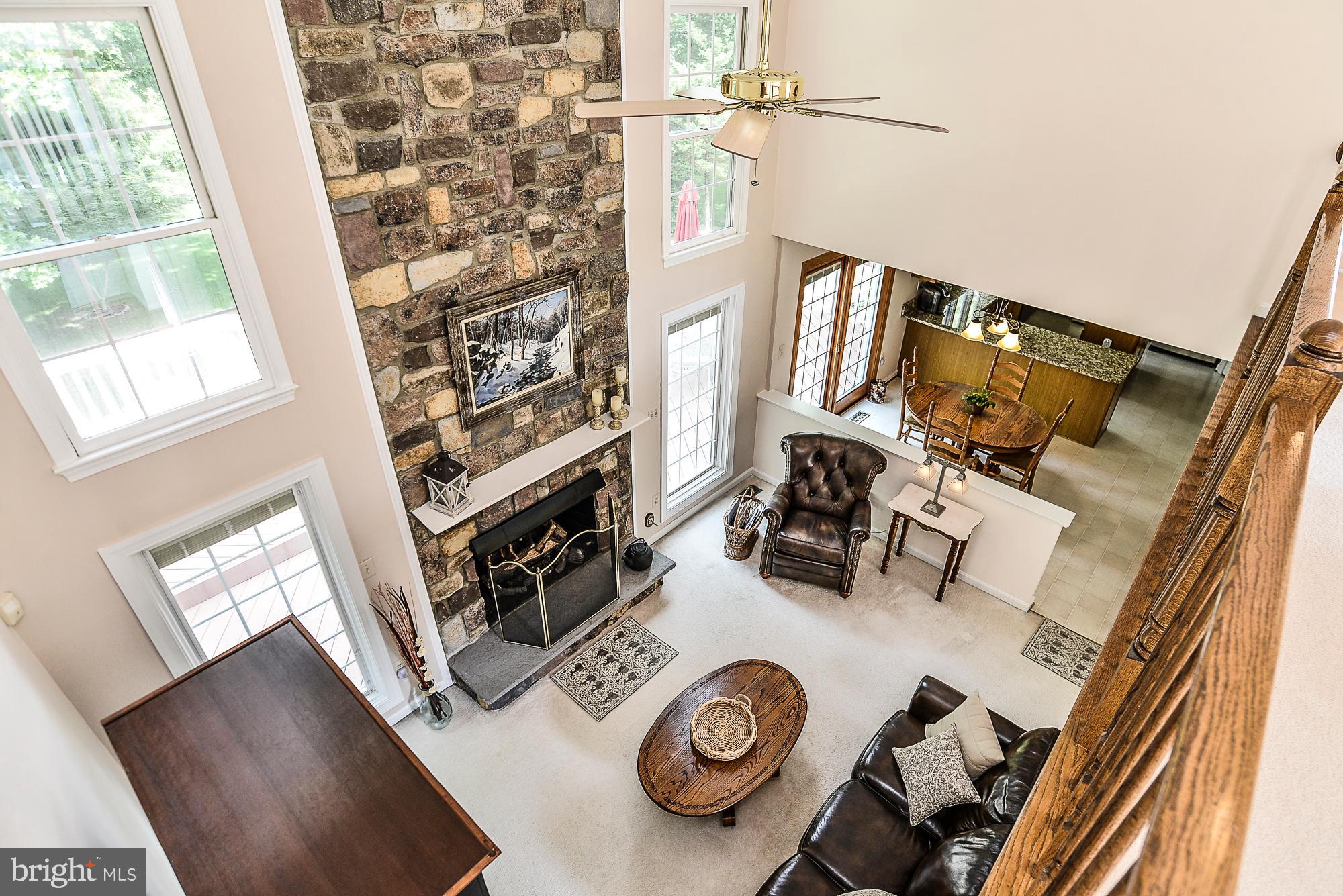 CROSSPOINTE - Residential