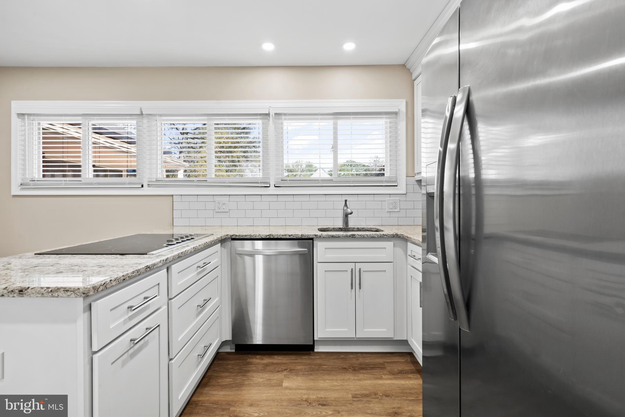 FORSYTHIA GATE - Residential