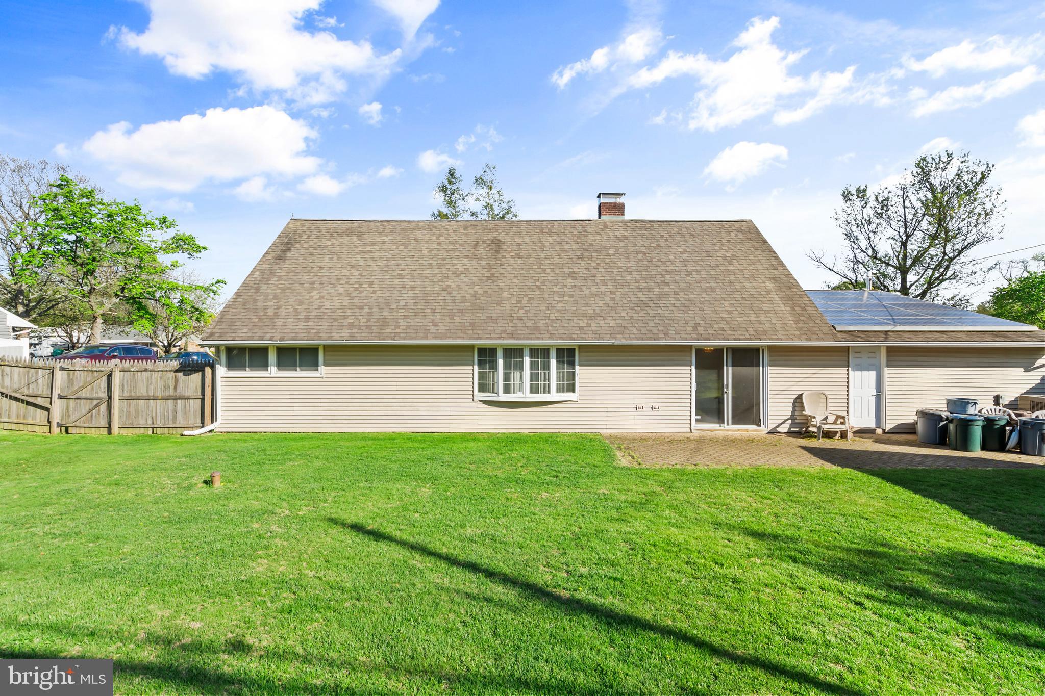 FORSYTHIA GATE - Residential