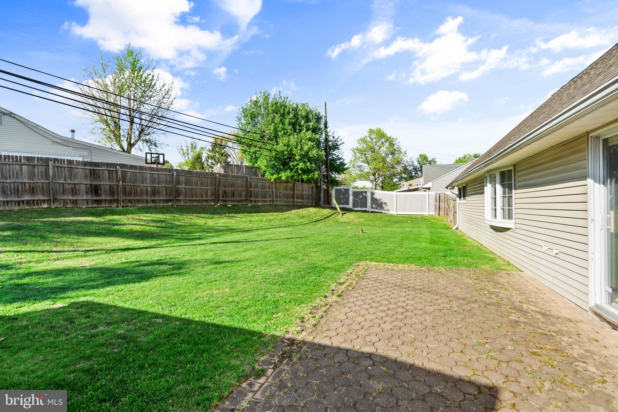 FORSYTHIA GATE - Residential
