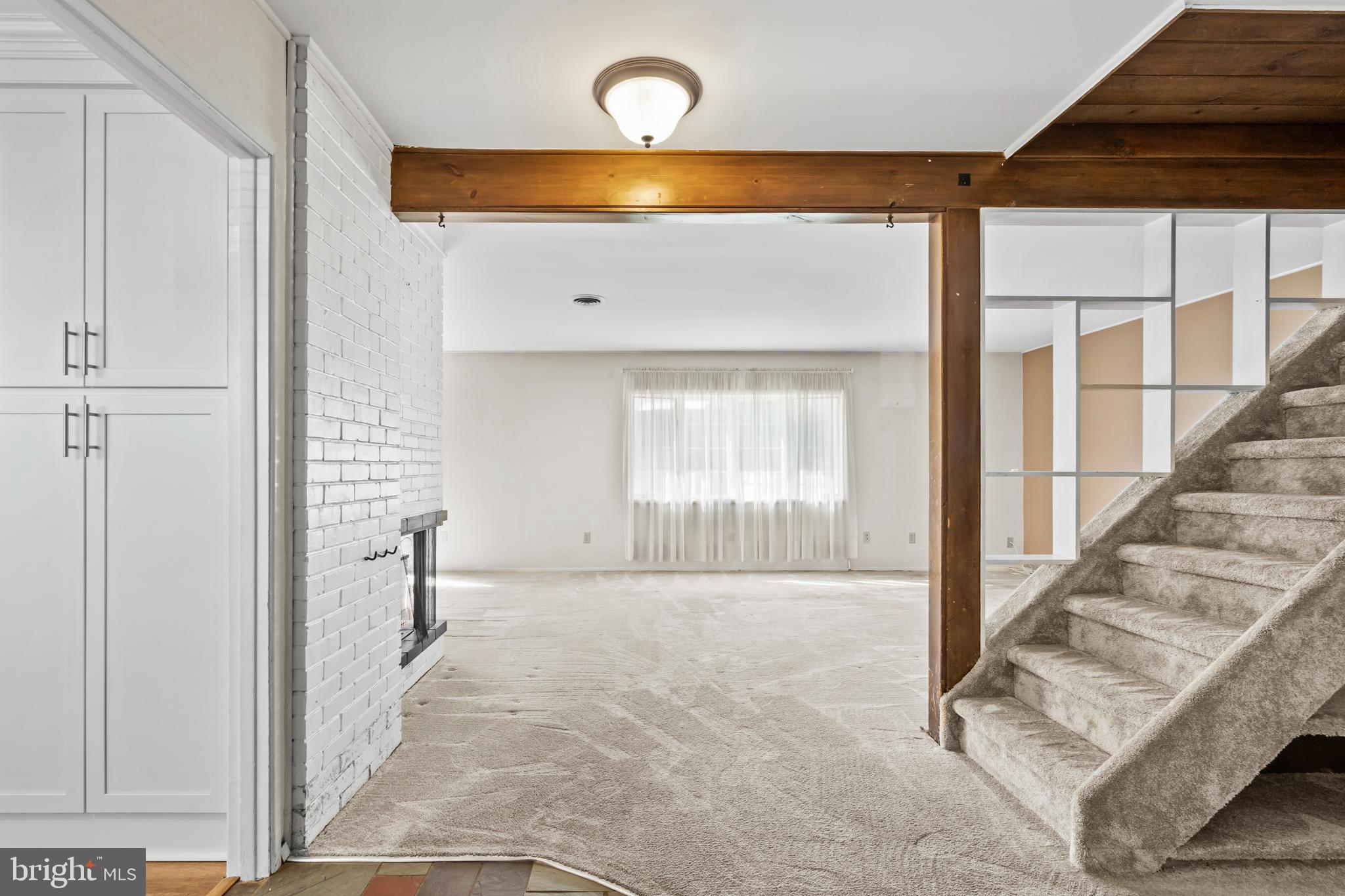 FORSYTHIA GATE - Residential