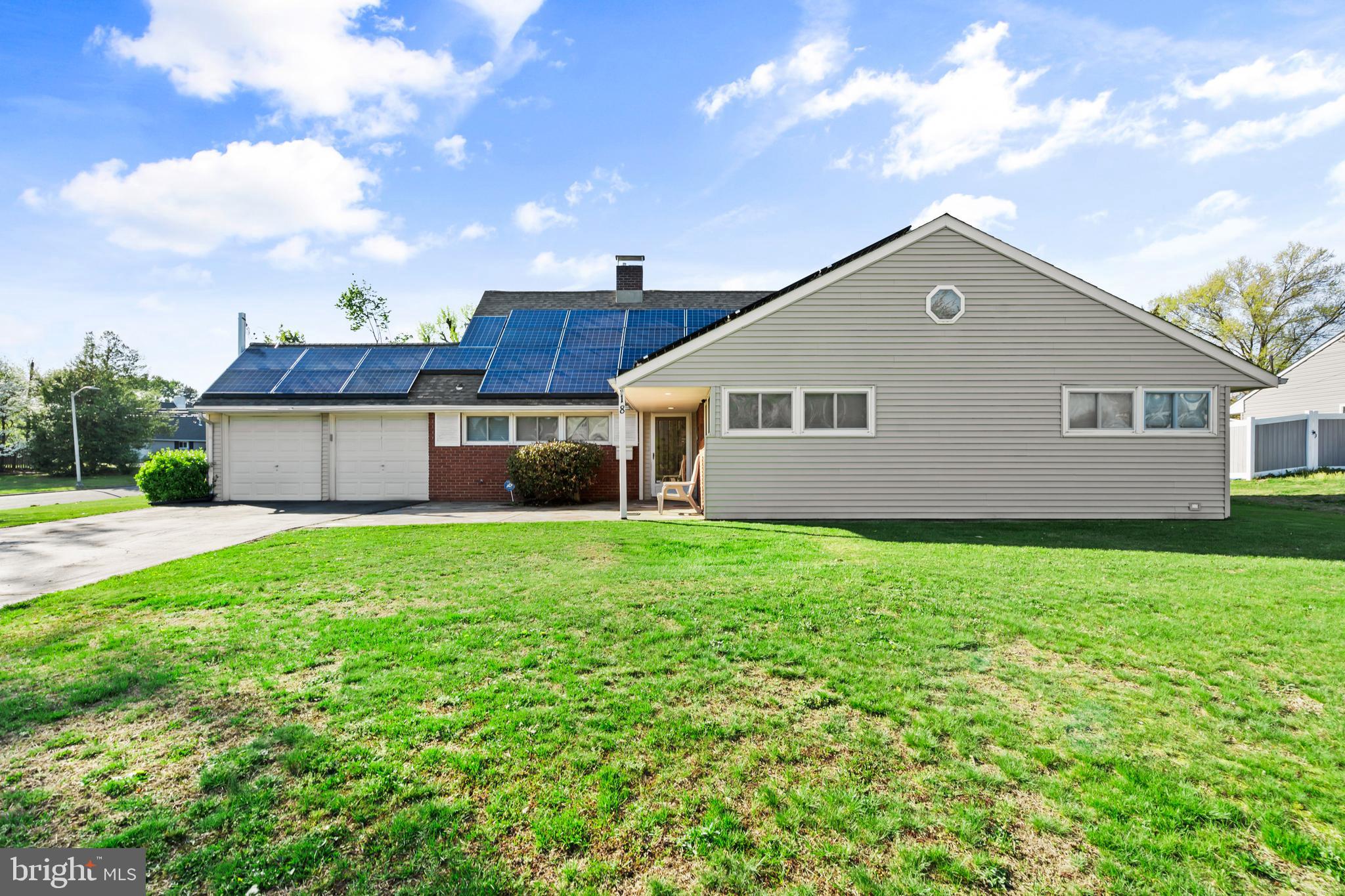 FORSYTHIA GATE - Residential