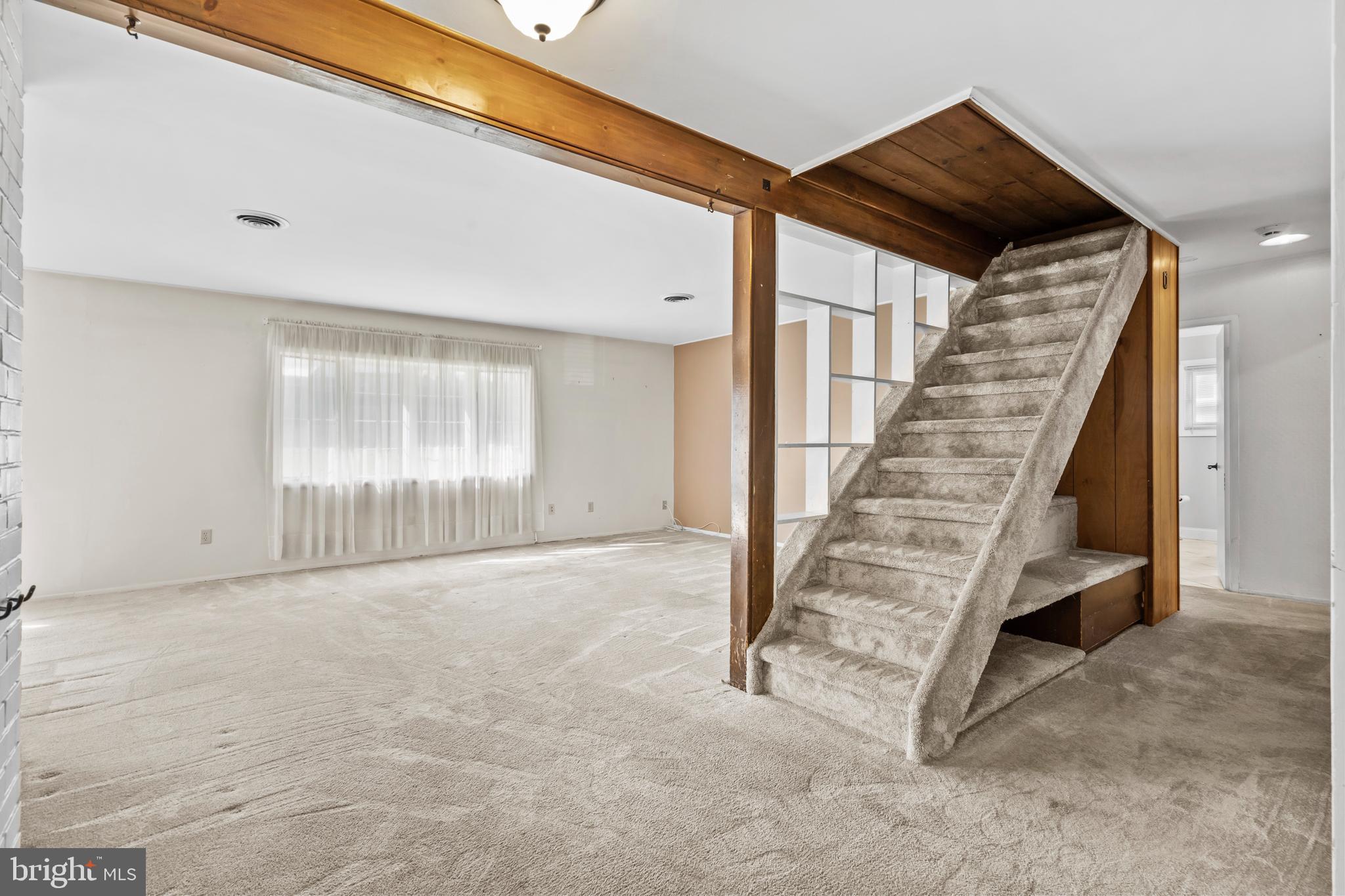 FORSYTHIA GATE - Residential