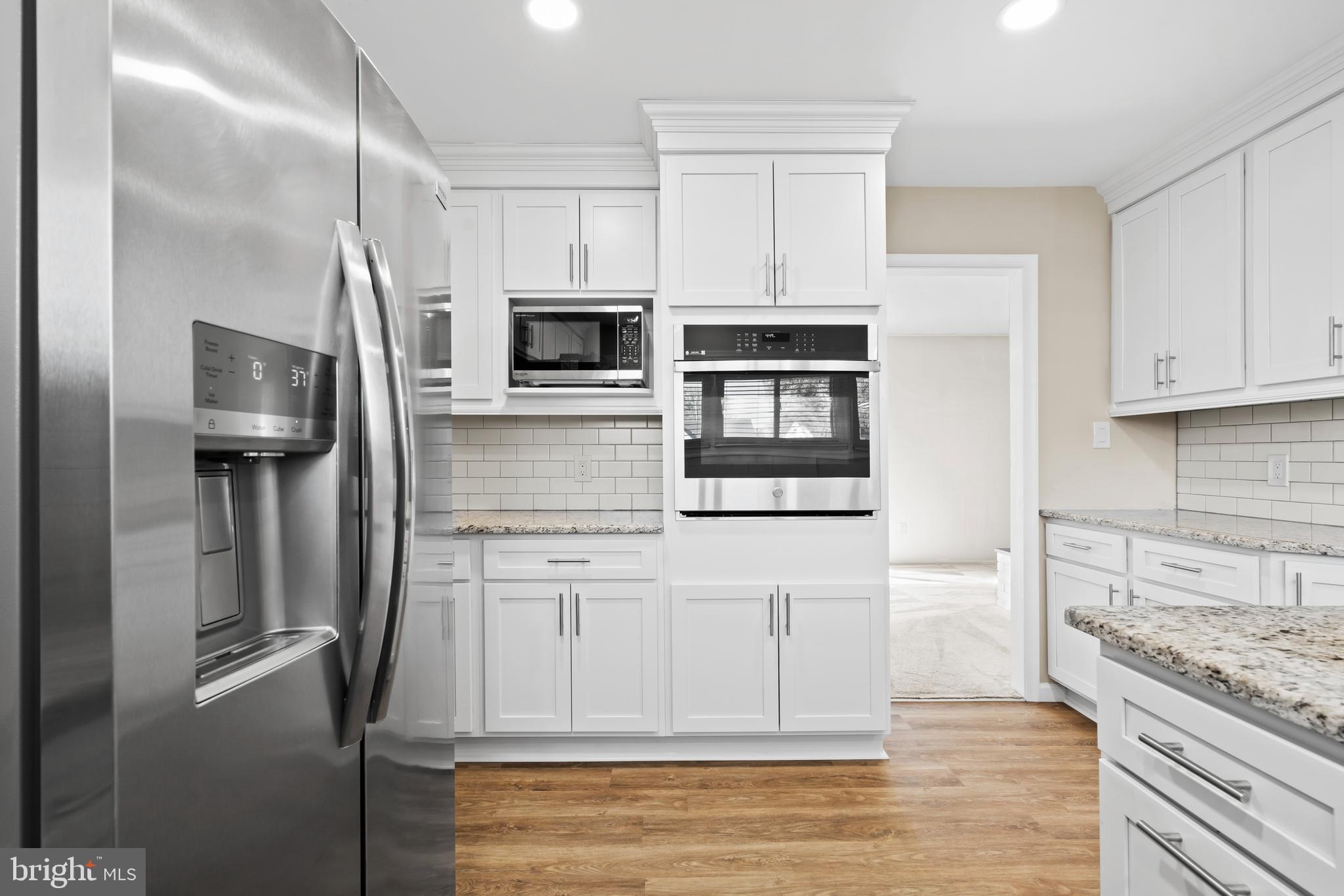 FORSYTHIA GATE - Residential