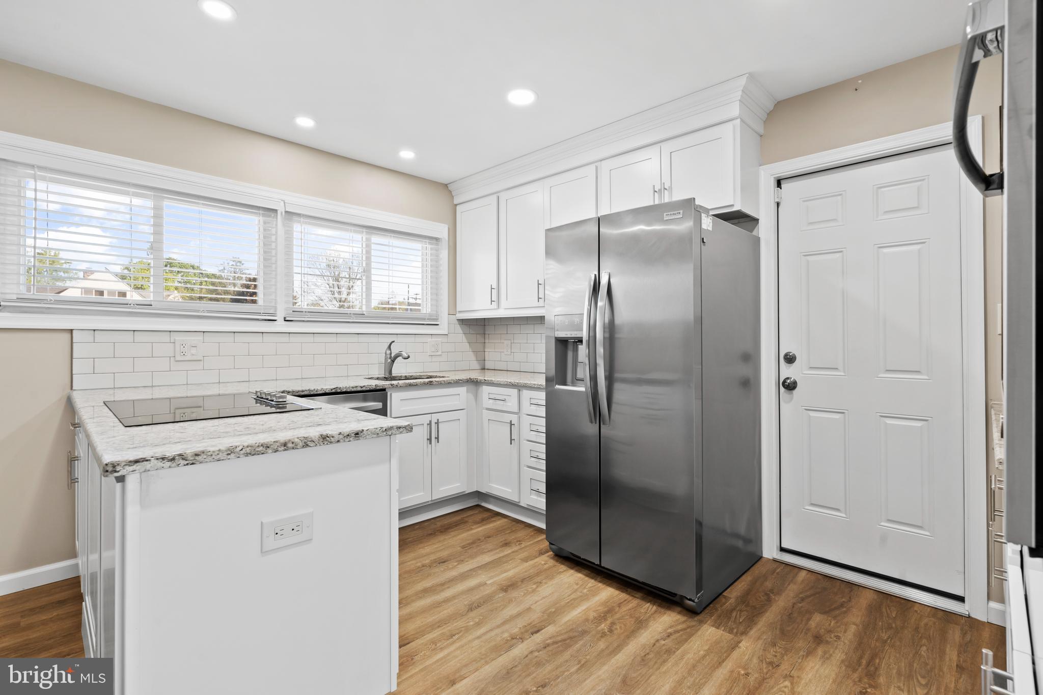 FORSYTHIA GATE - Residential