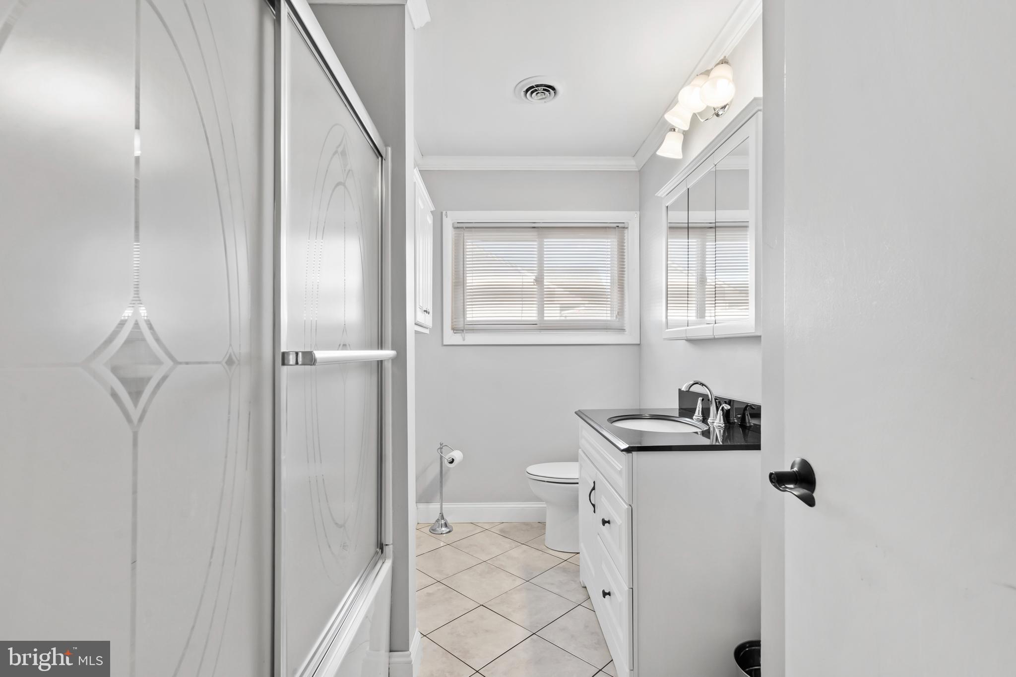 FORSYTHIA GATE - Residential