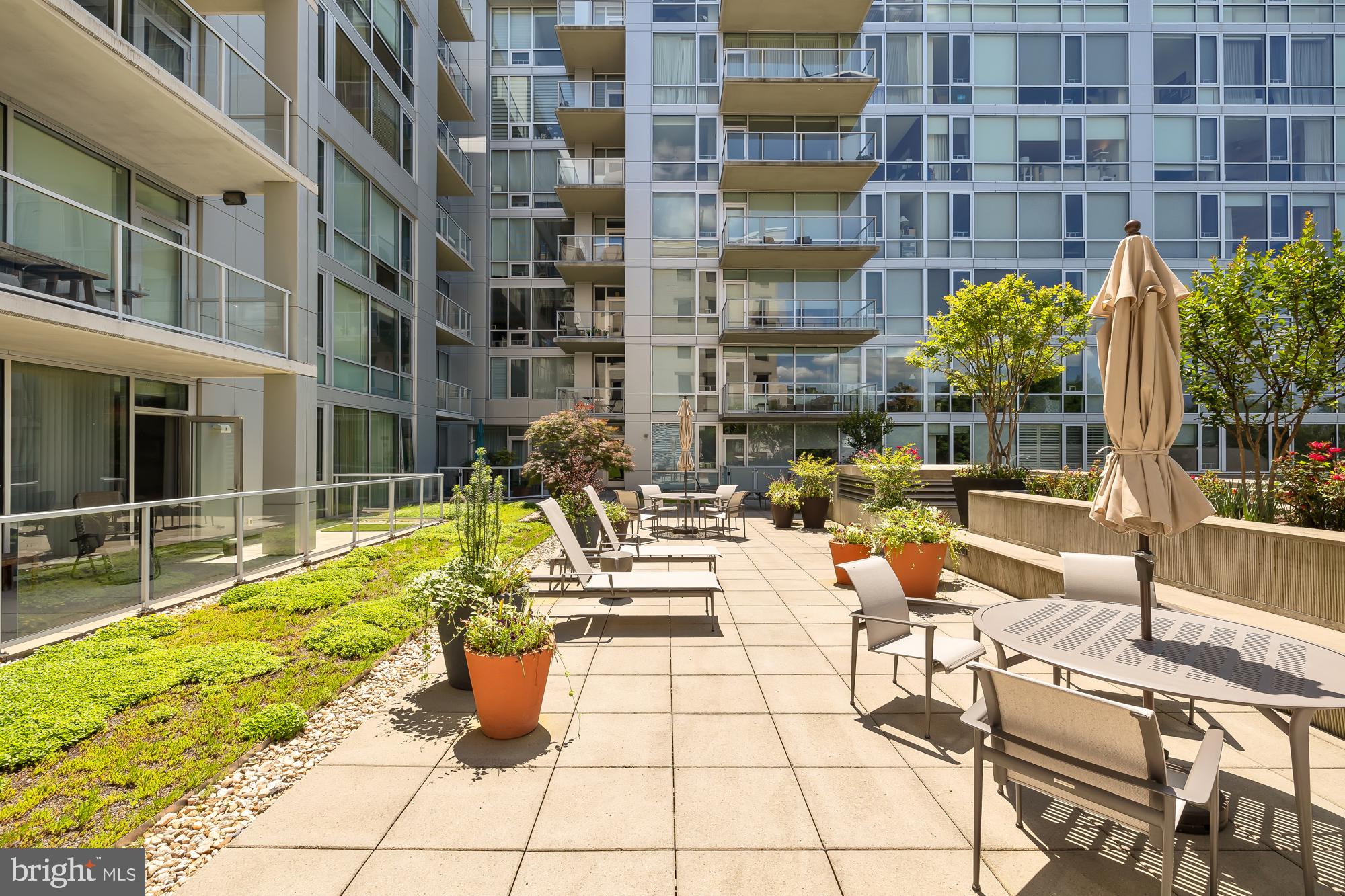 ADAGIO - Residential