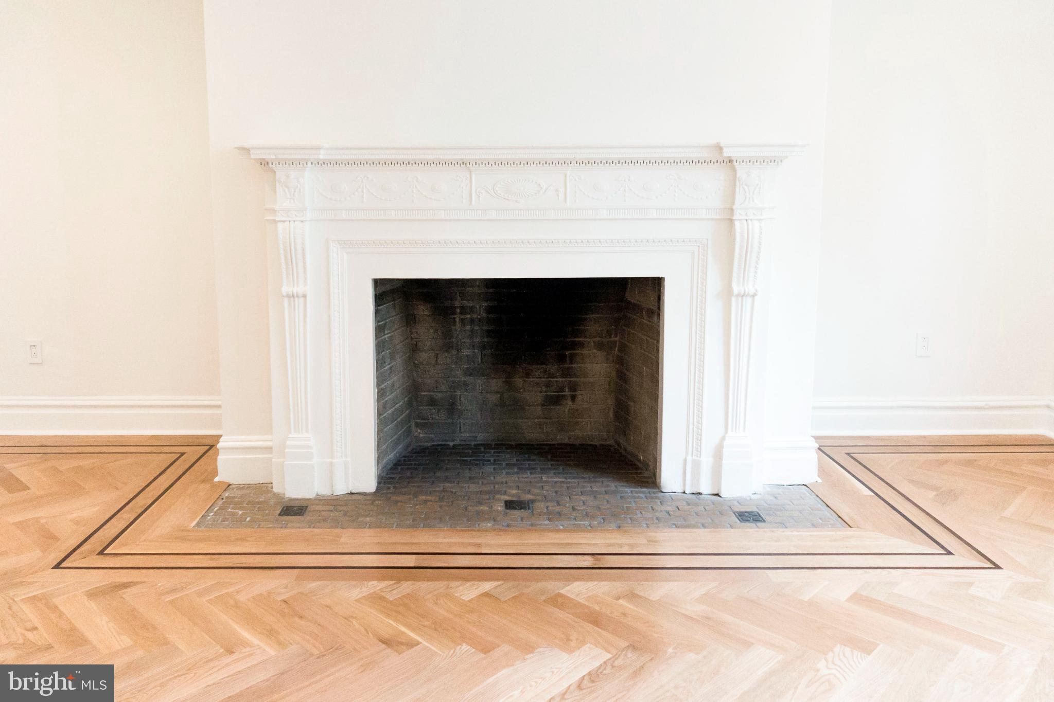 CENTER CITY - Residential Lease